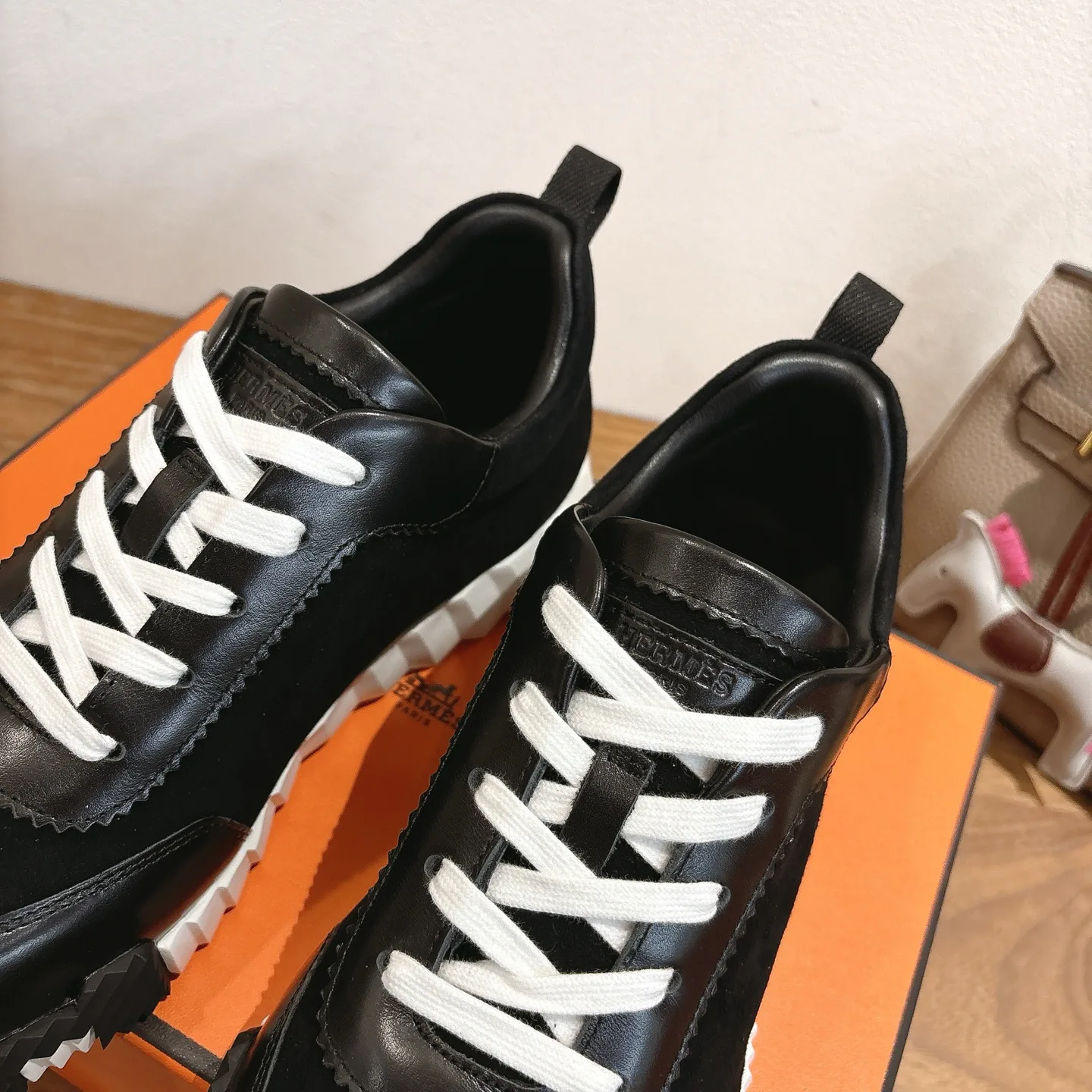 Кроссовки Женские Hermes 9915089