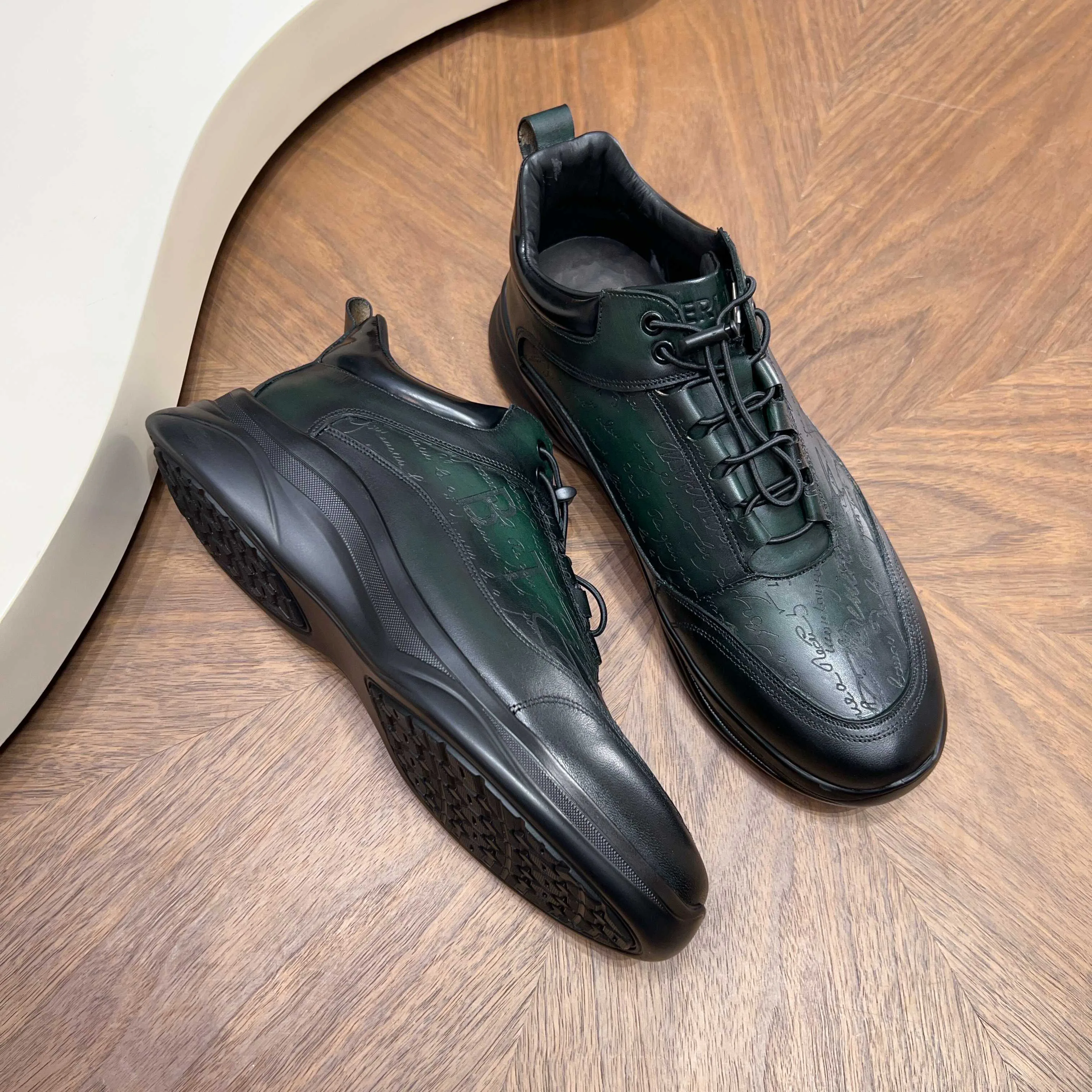 Кроссовки Мужские Berluti 18890257