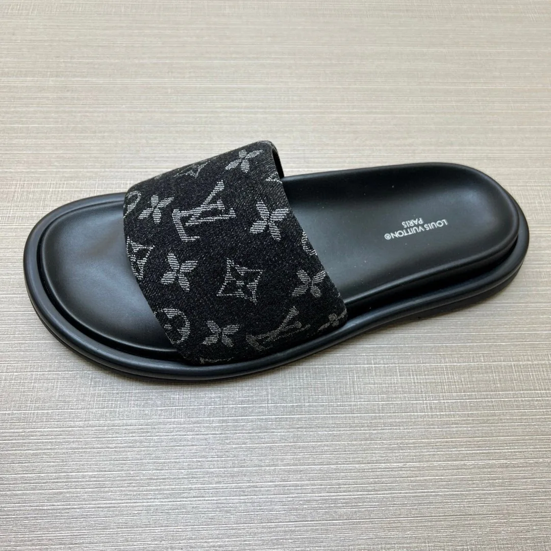 Шлепанцы Женские Louis Vuitton 9801505