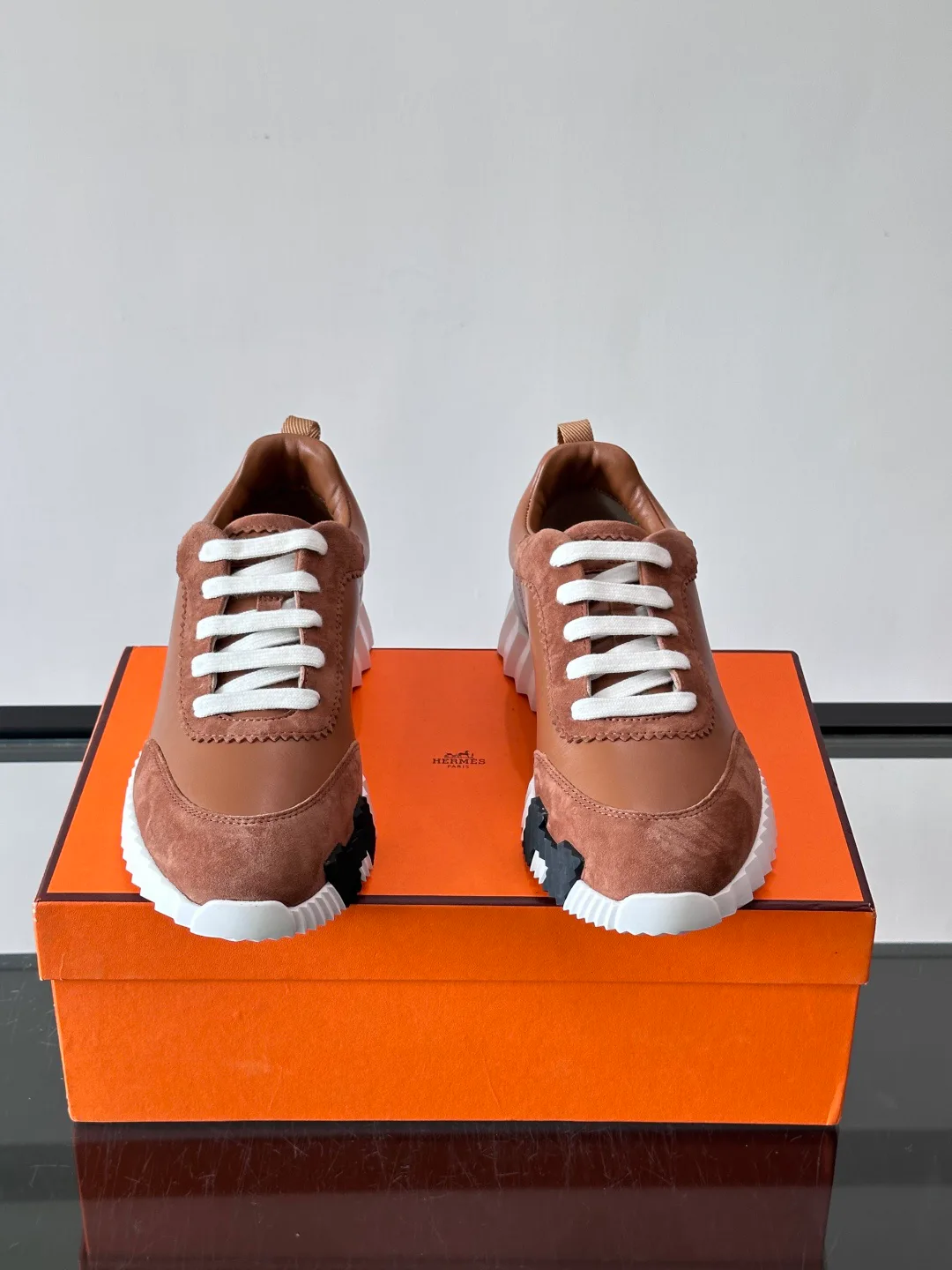 Кроссовки Женские Hermes 18102590