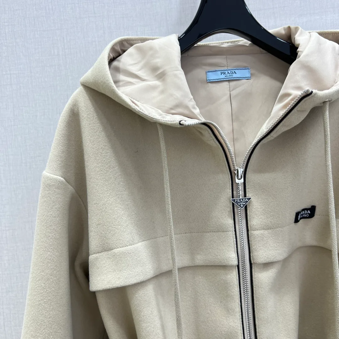 Куртки И Пуховики Женские Prada 794424