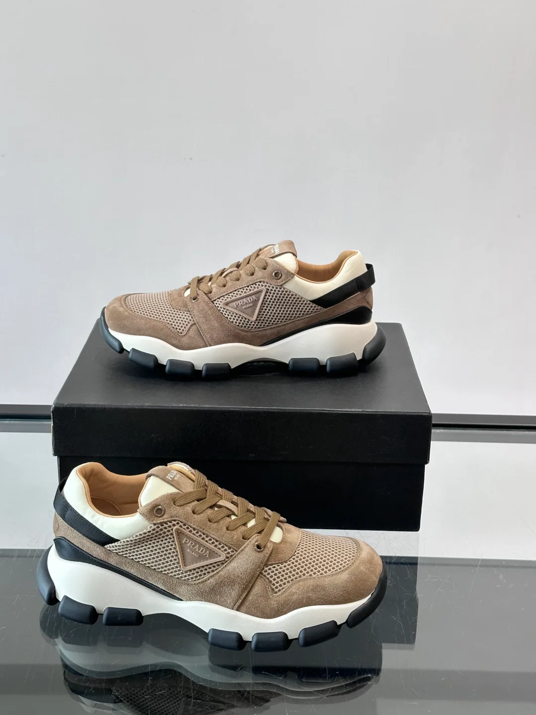 Кроссовки Мужские Prada 17498047