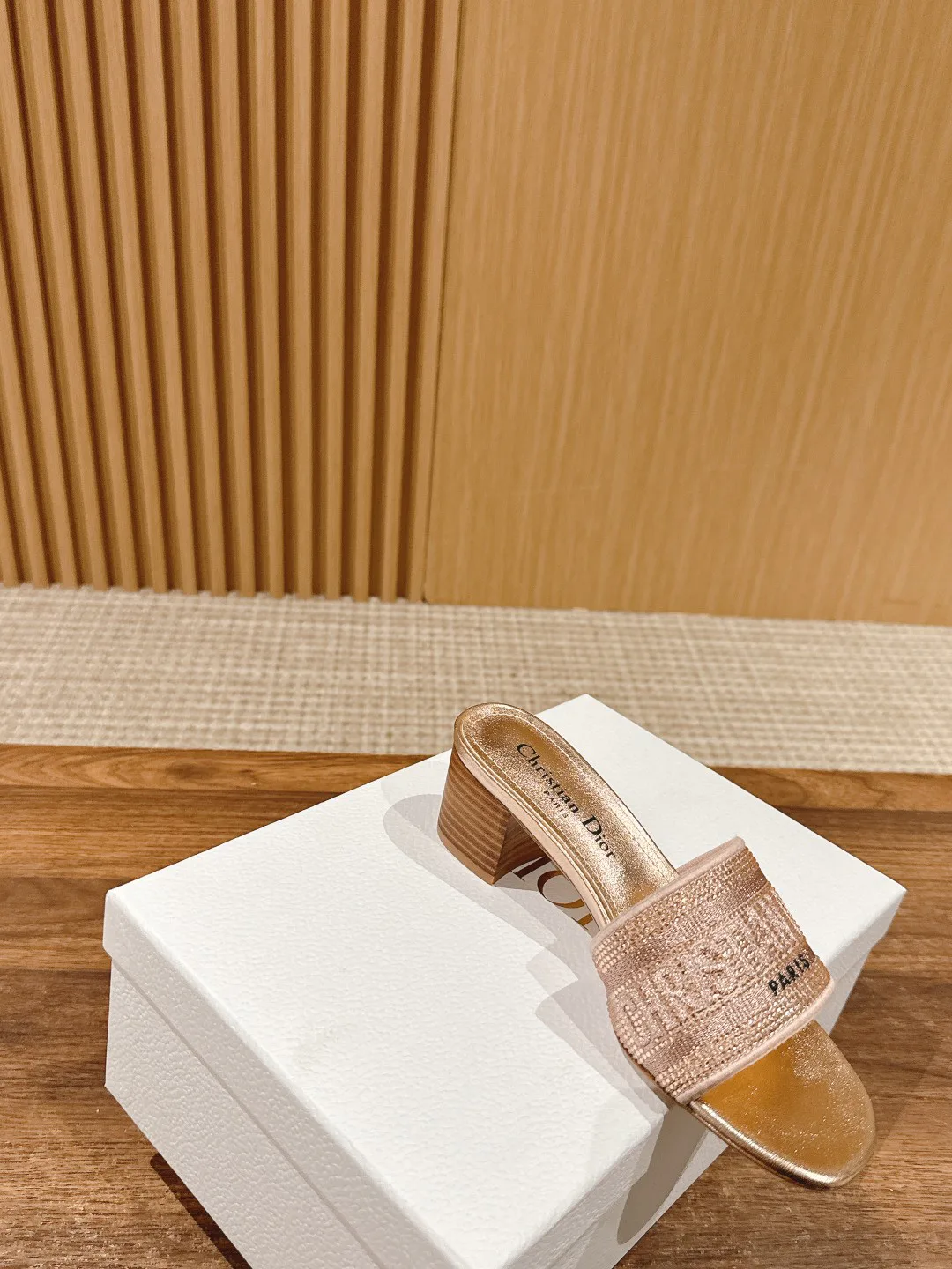 Босоножки Женские Christian Dior 11599926