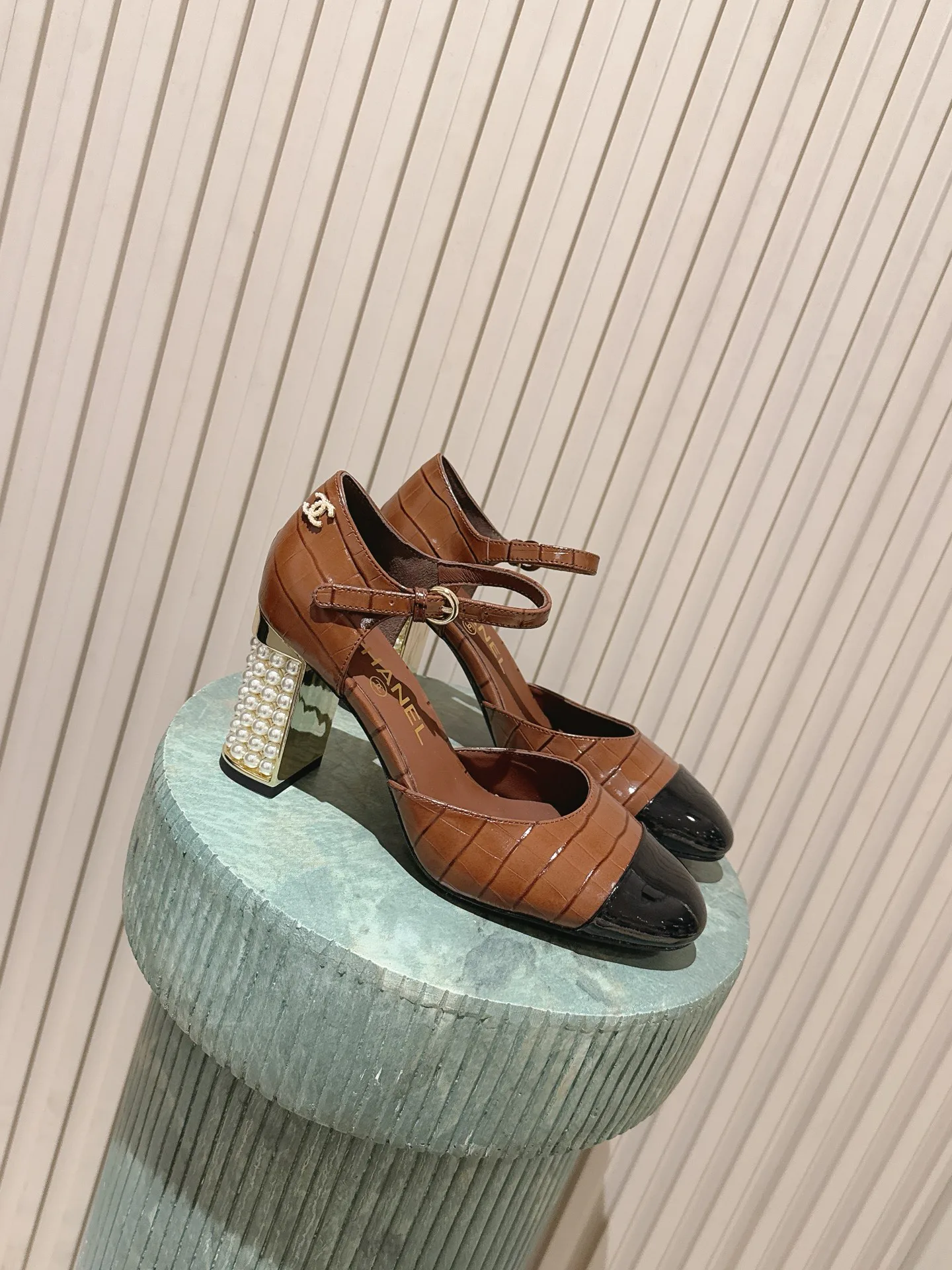Босоножки Женские Chanel 11566294