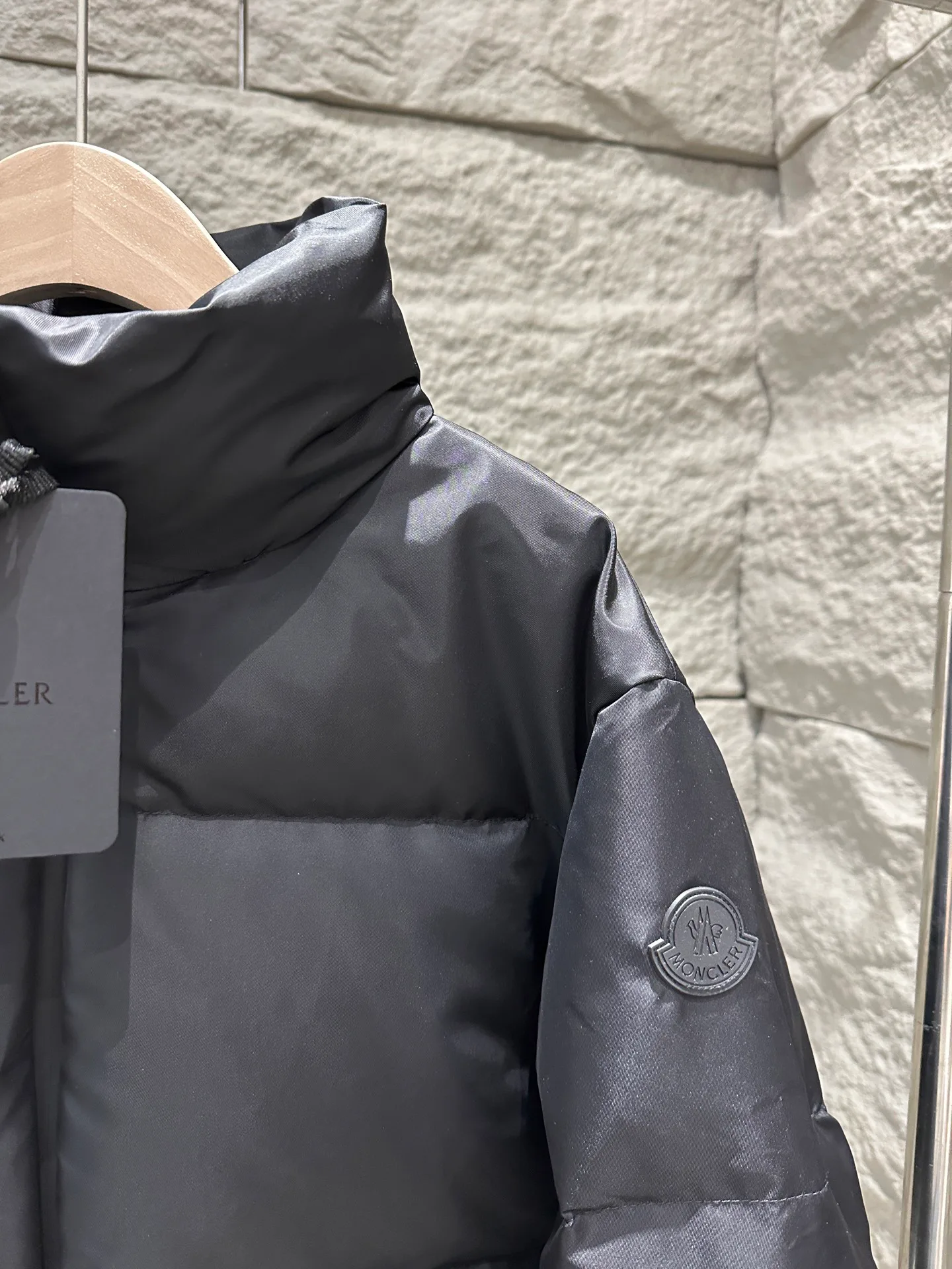 Куртки И Пуховики Женские Moncler 18609664