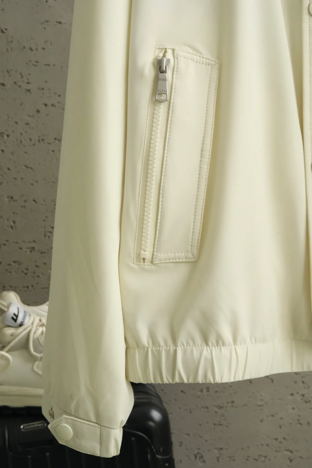 Куртки И Пуховики Мужские Gucci 11424988