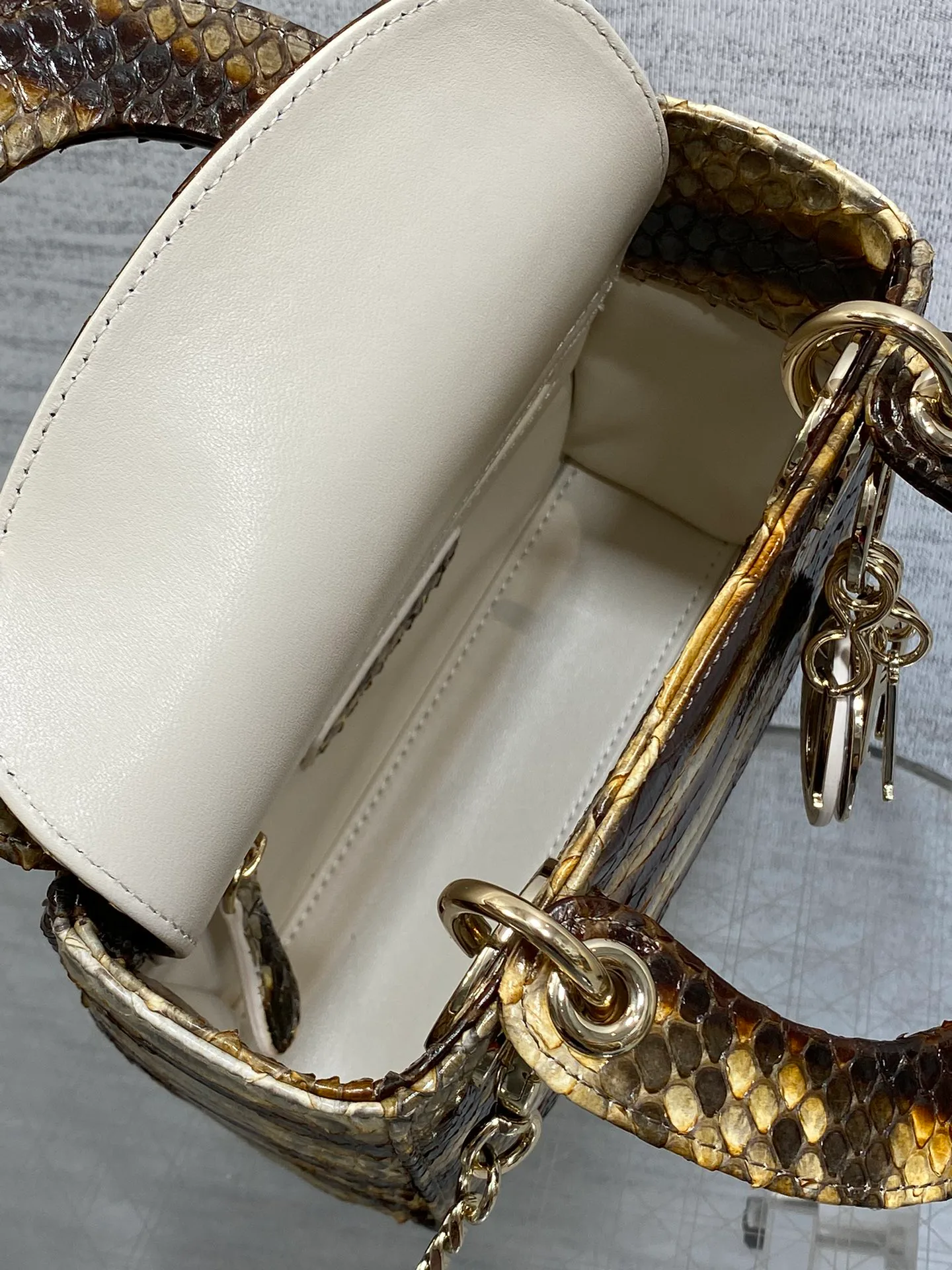 Классические Сумки Женские Christian Dior 11581704