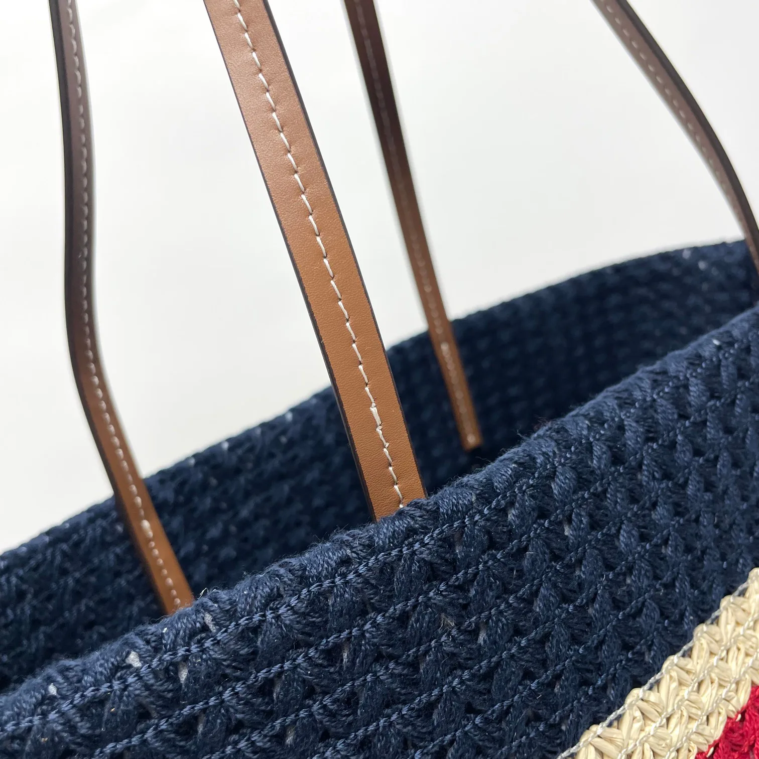 Сумки На Ремне Женские Miu Miu 111360