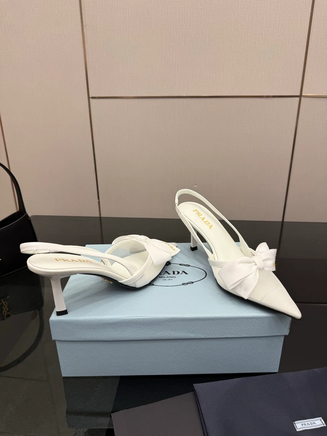 Босоножки Женские Prada 11578986