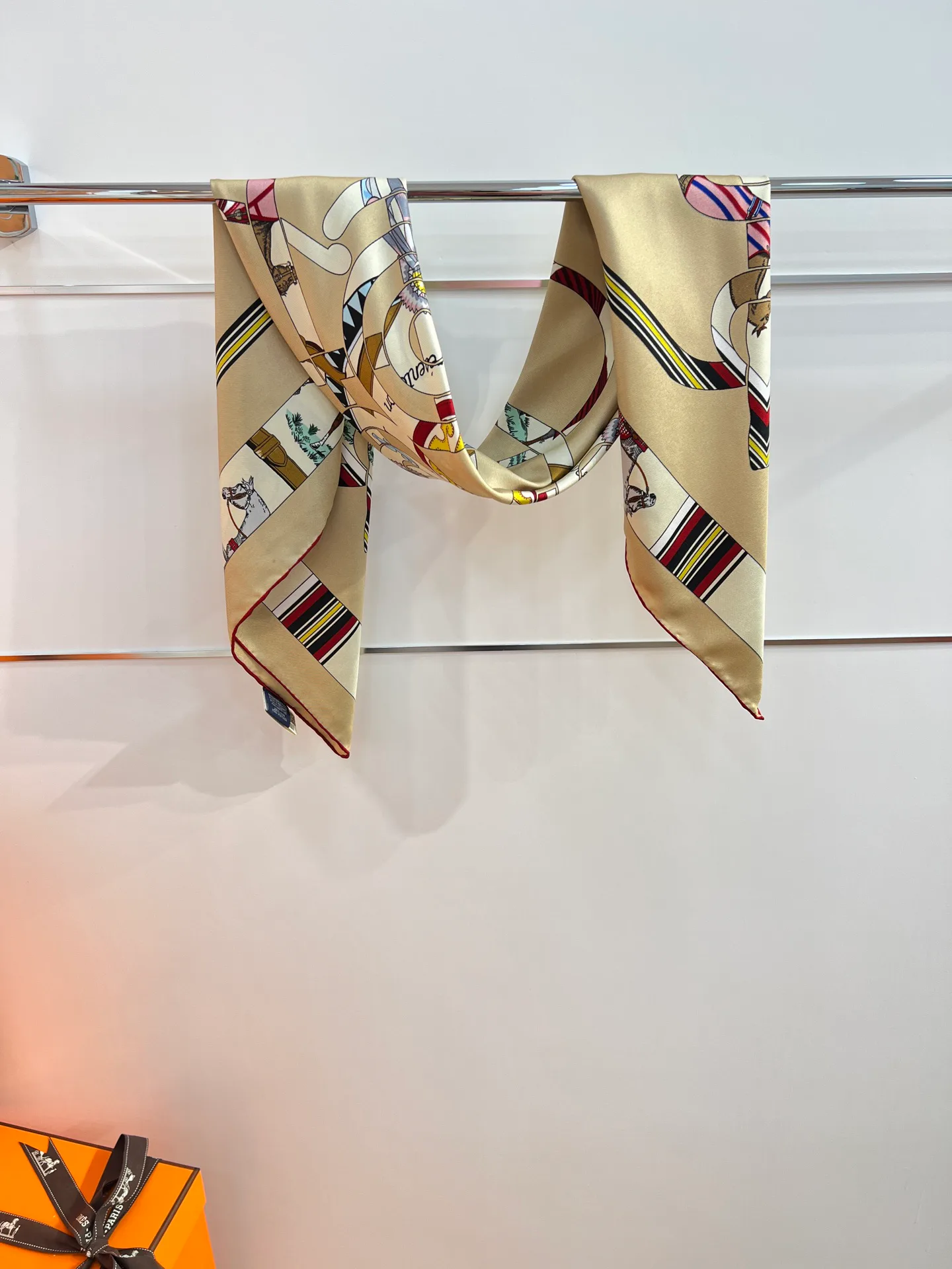 Шарфы Hermes 23383