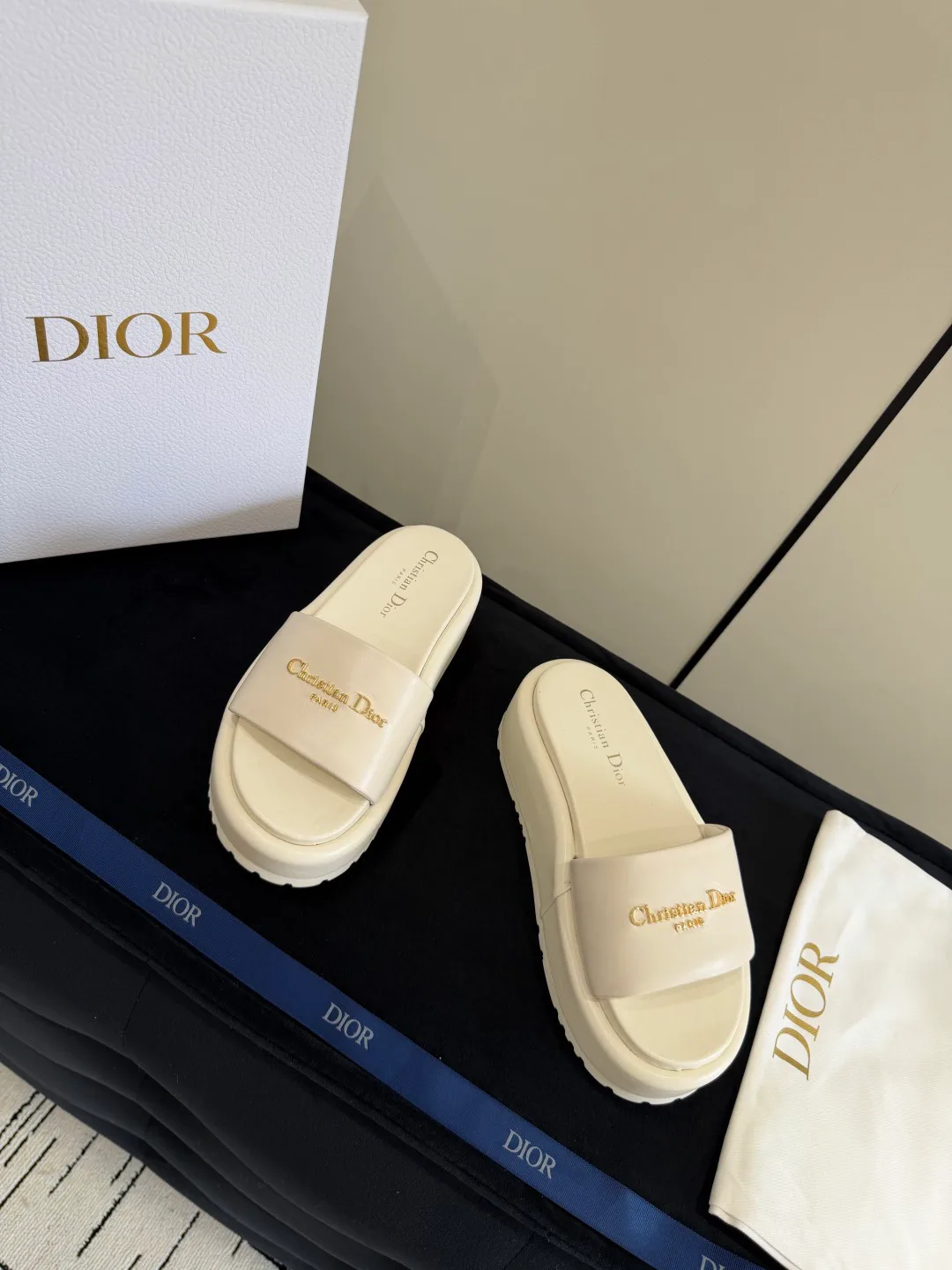 Шлепанцы Женские Christian Dior 11497624