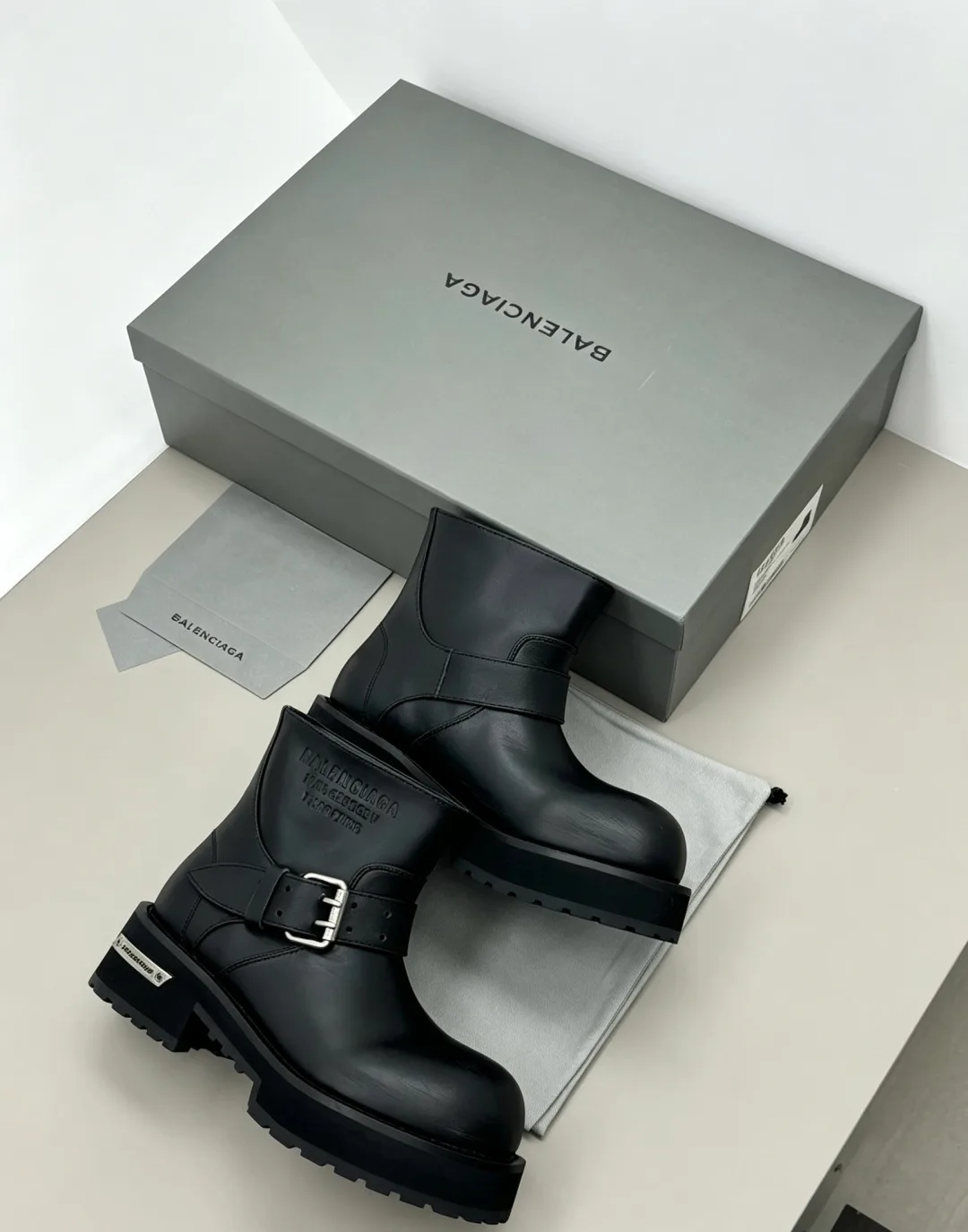 Ботинки Женские Balenciaga 18006163
