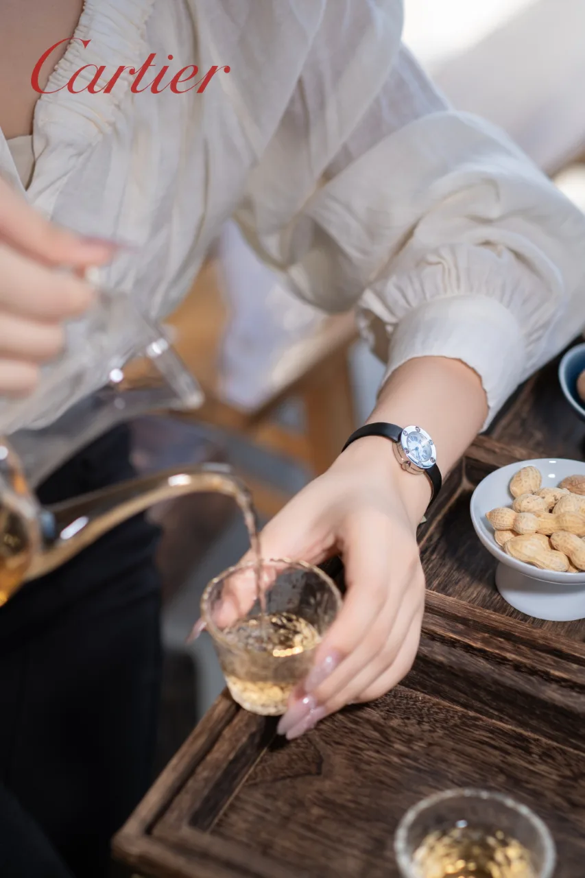 Часы Женские Cartier 11215509