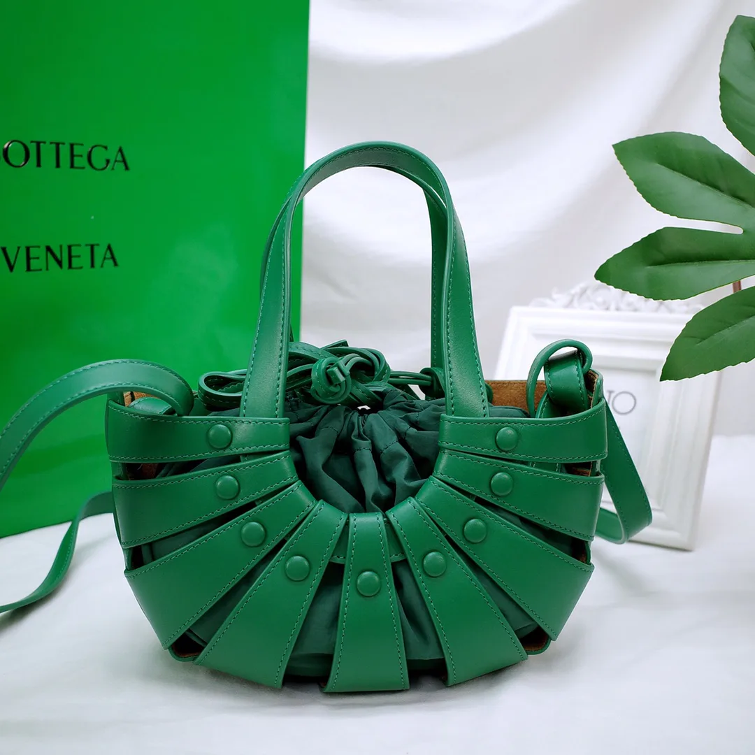 Сумки На Ремне Женские Bottega Veneta 368811