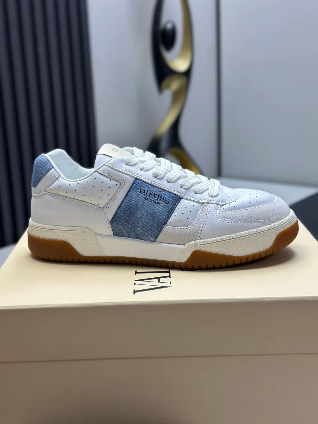 Кроссовки Женские Valentino 11707486