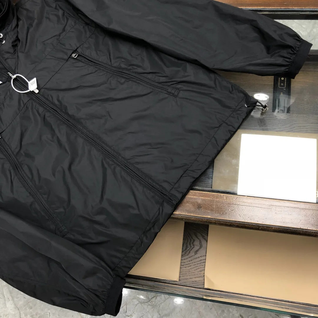 Куртки И Пуховики Мужские Moncler 17286029