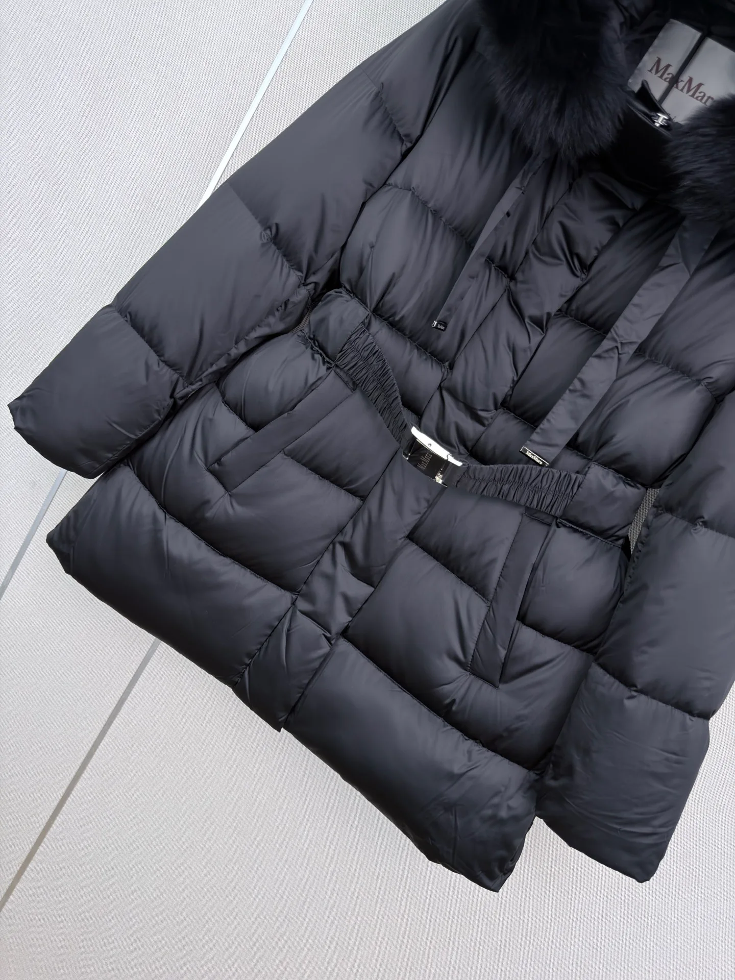 Куртки И Пуховики Женские Max Mara 18407963