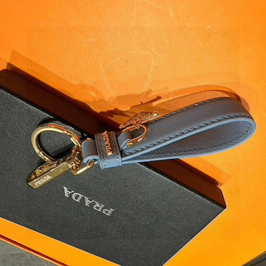 Ключницы Prada 22409