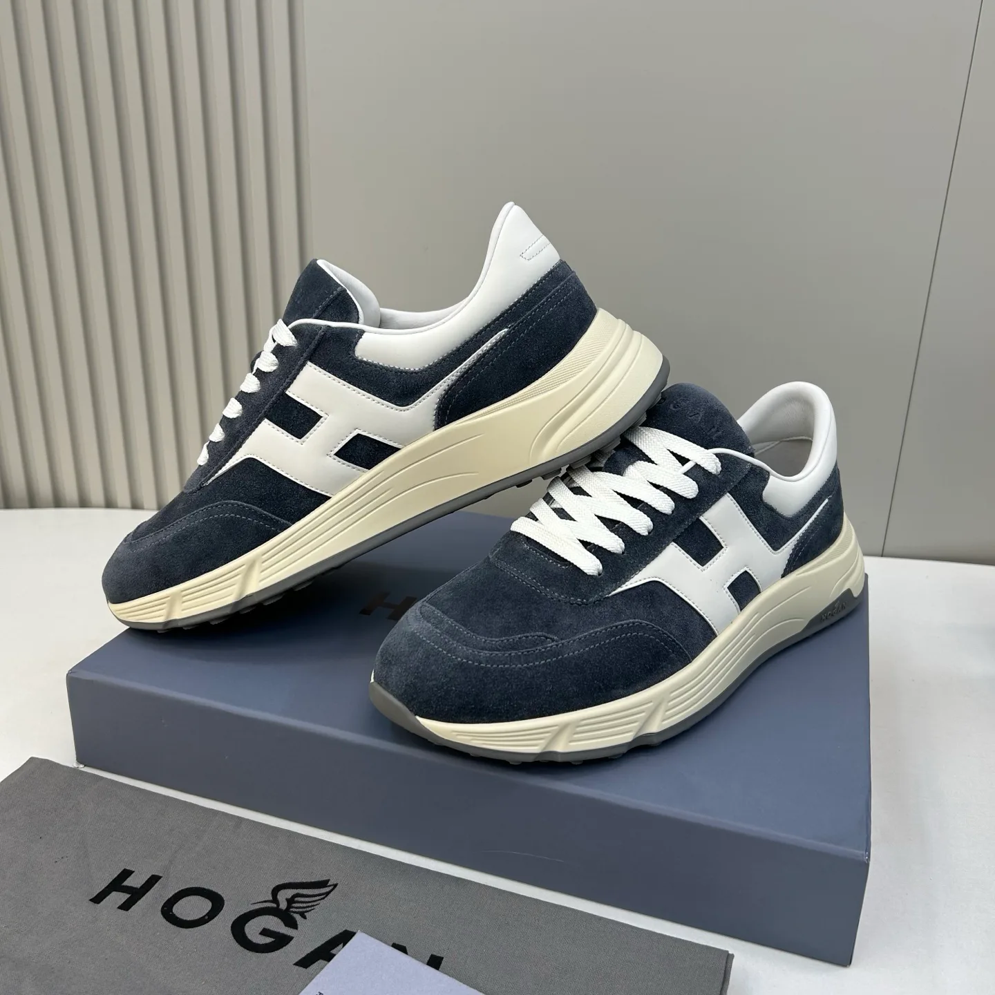 Кроссовки Мужские Hogan 17280329
