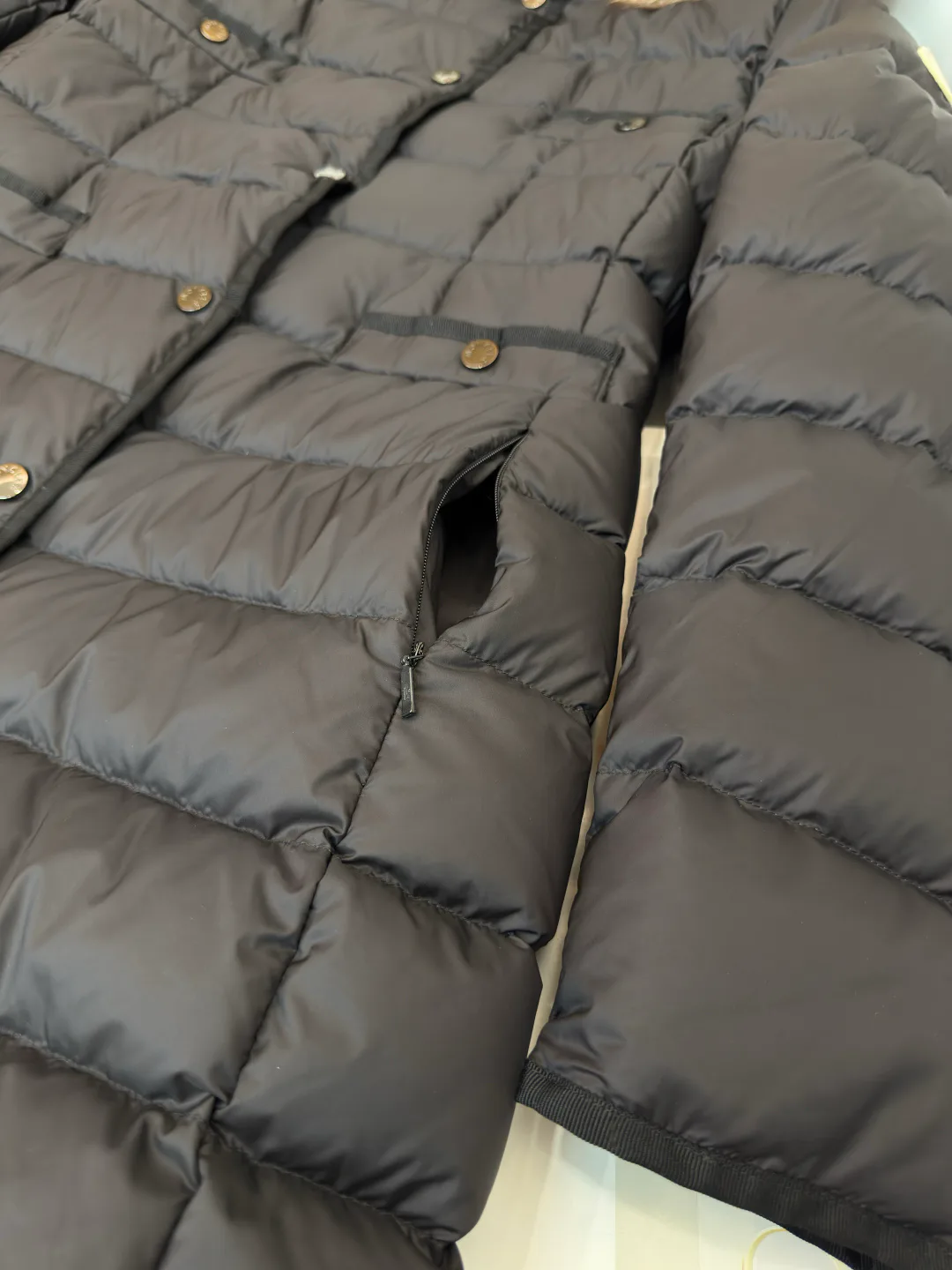 Куртки И Пуховики Женские Moncler 18816433