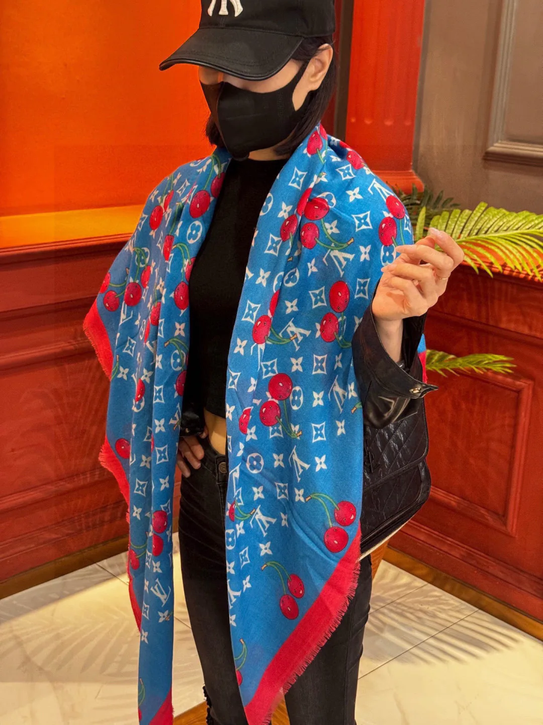 Платки Louis Vuitton 1036364