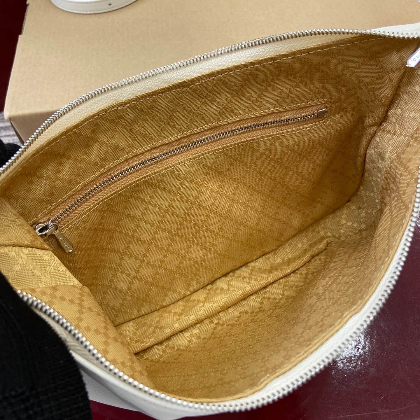 Сумки На Ремне Женские Gucci 691383