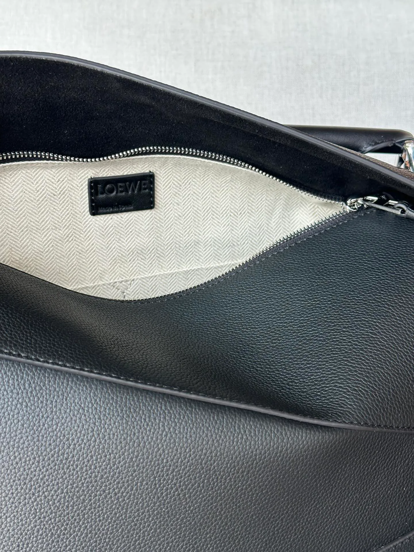 Классические Сумки Женские Loewe 18177571