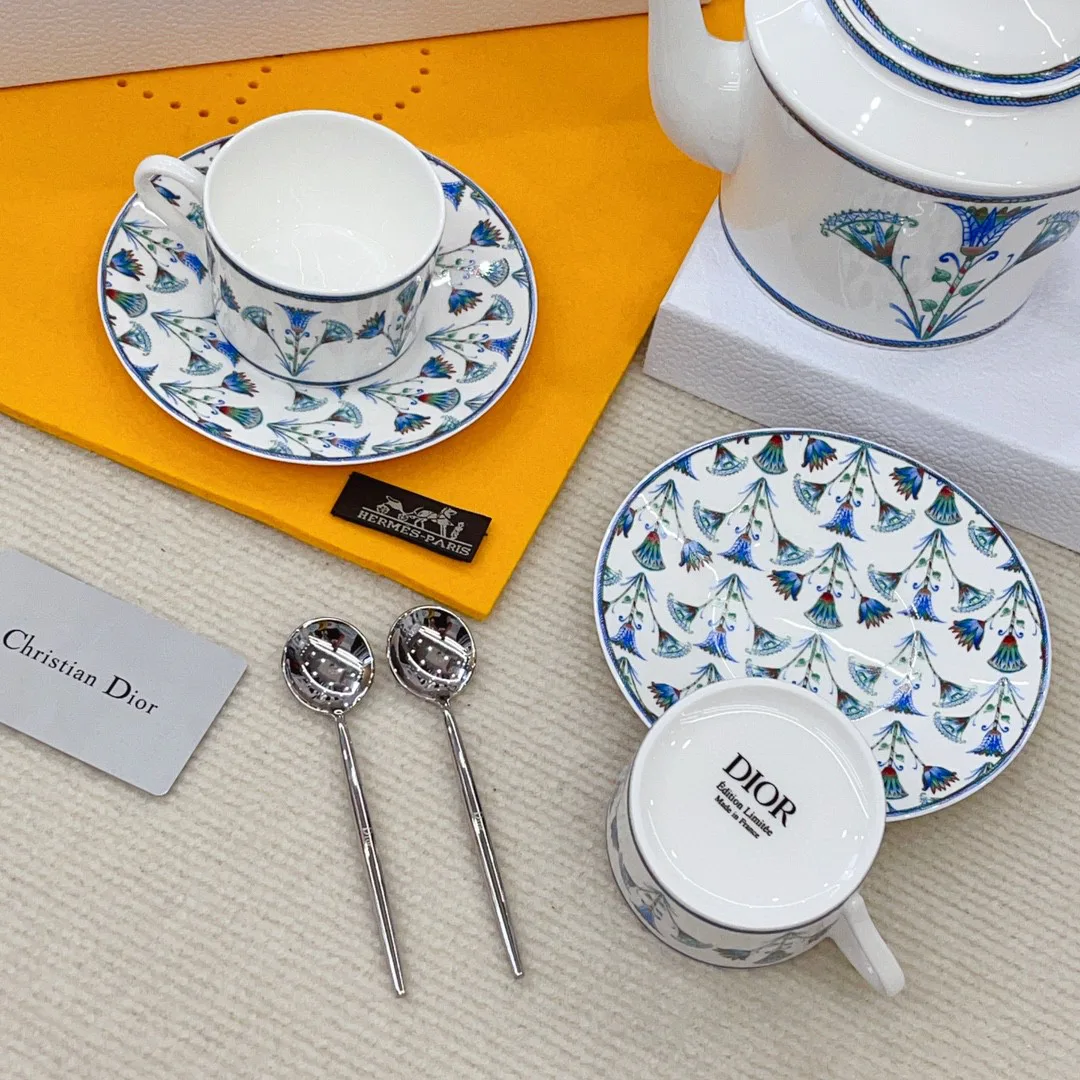 Посуда Christian Dior 18595