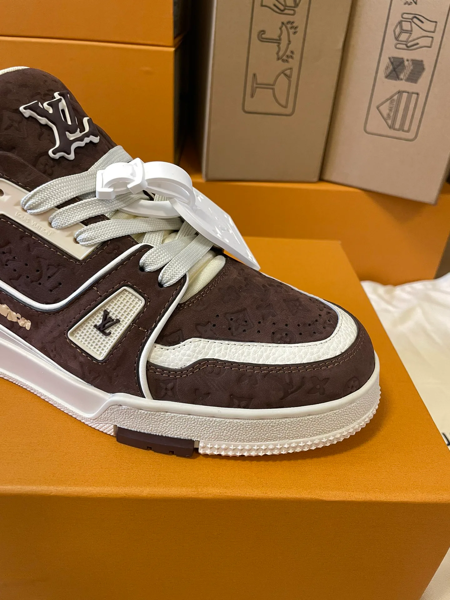 Кроссовки Женские Louis Vuitton 4587