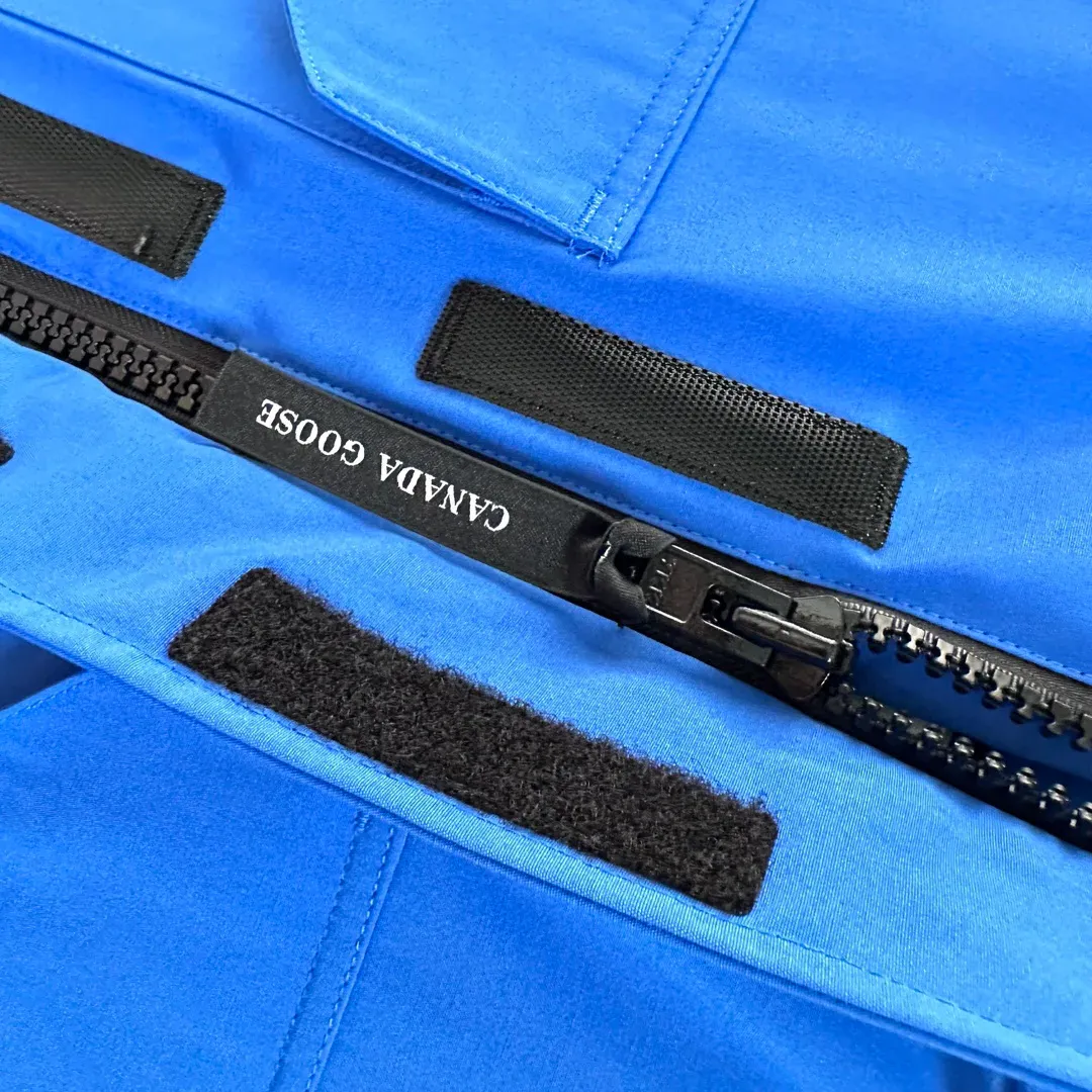 Куртки И Пуховики Женские Canada Goose 458995