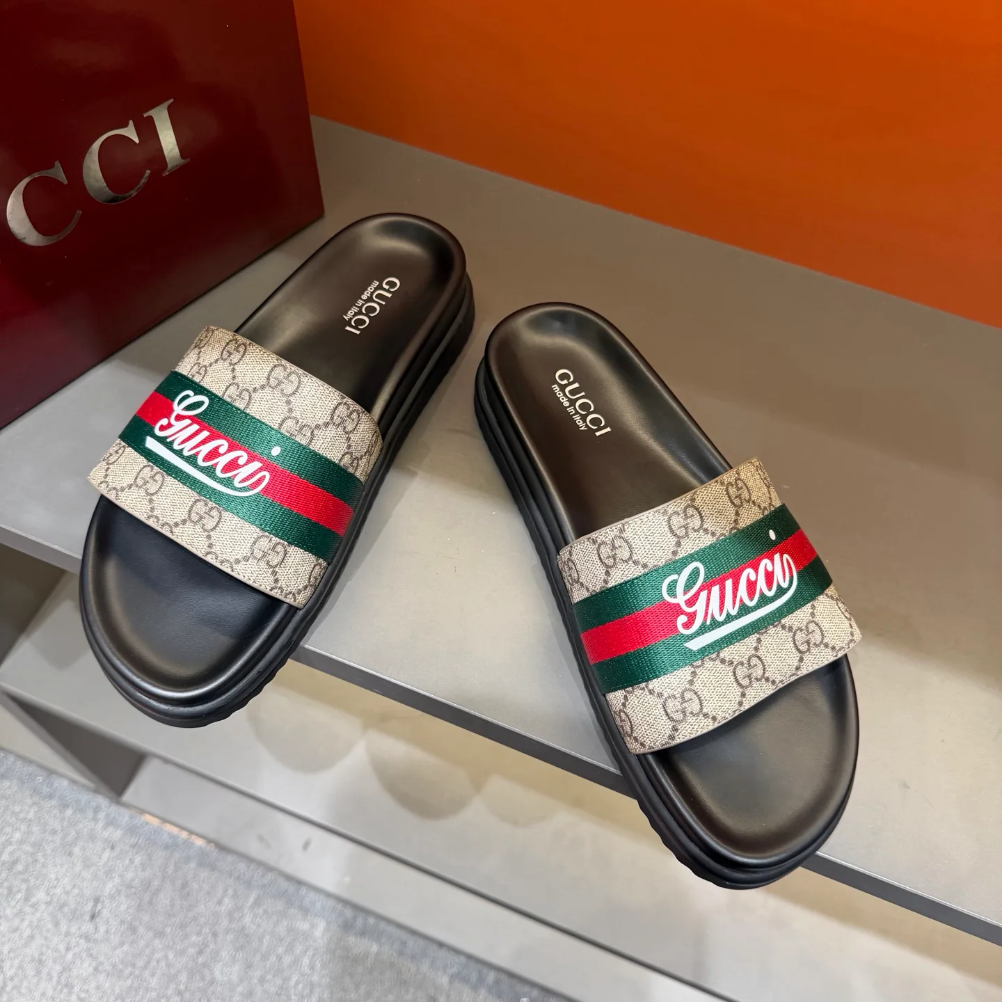 Шлепанцы Женские Gucci 9737041