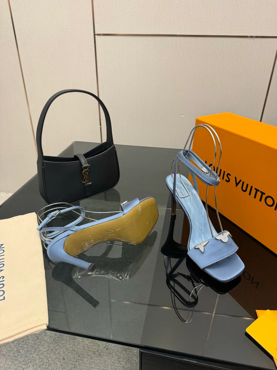 Босоножки Женские Louis Vuitton 5052036