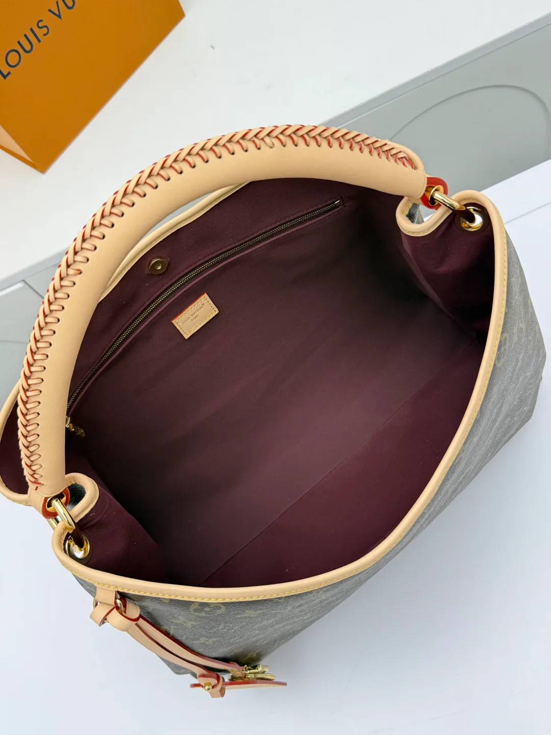 Классические Сумки Женские Louis Vuitton 11645267