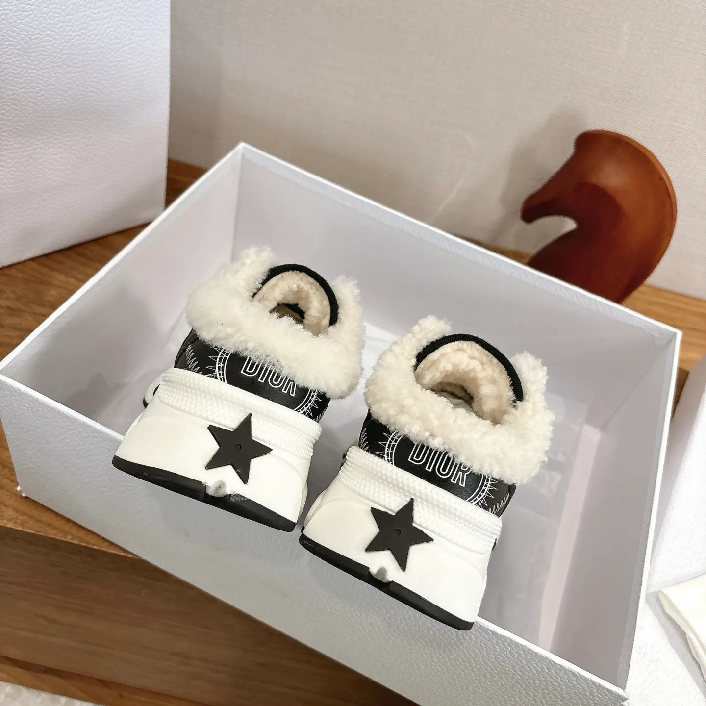 Кроссовки Женские Christian Dior 192363