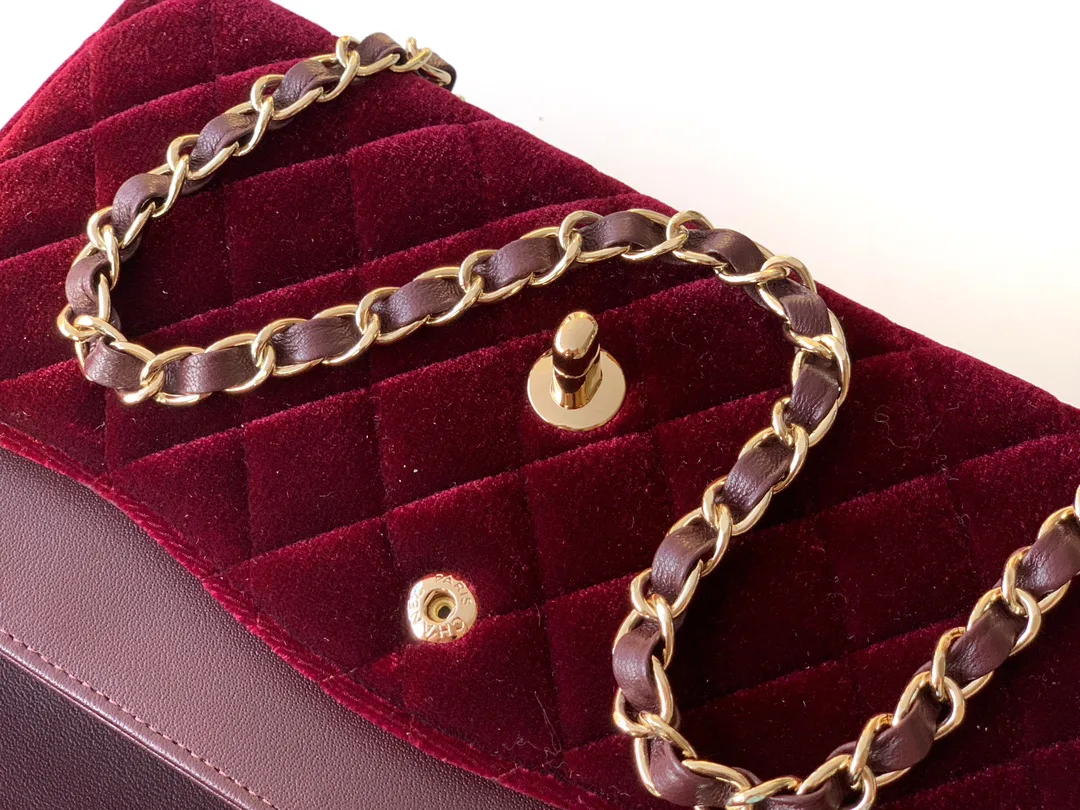 Классические Сумки Женские Chanel 6084794