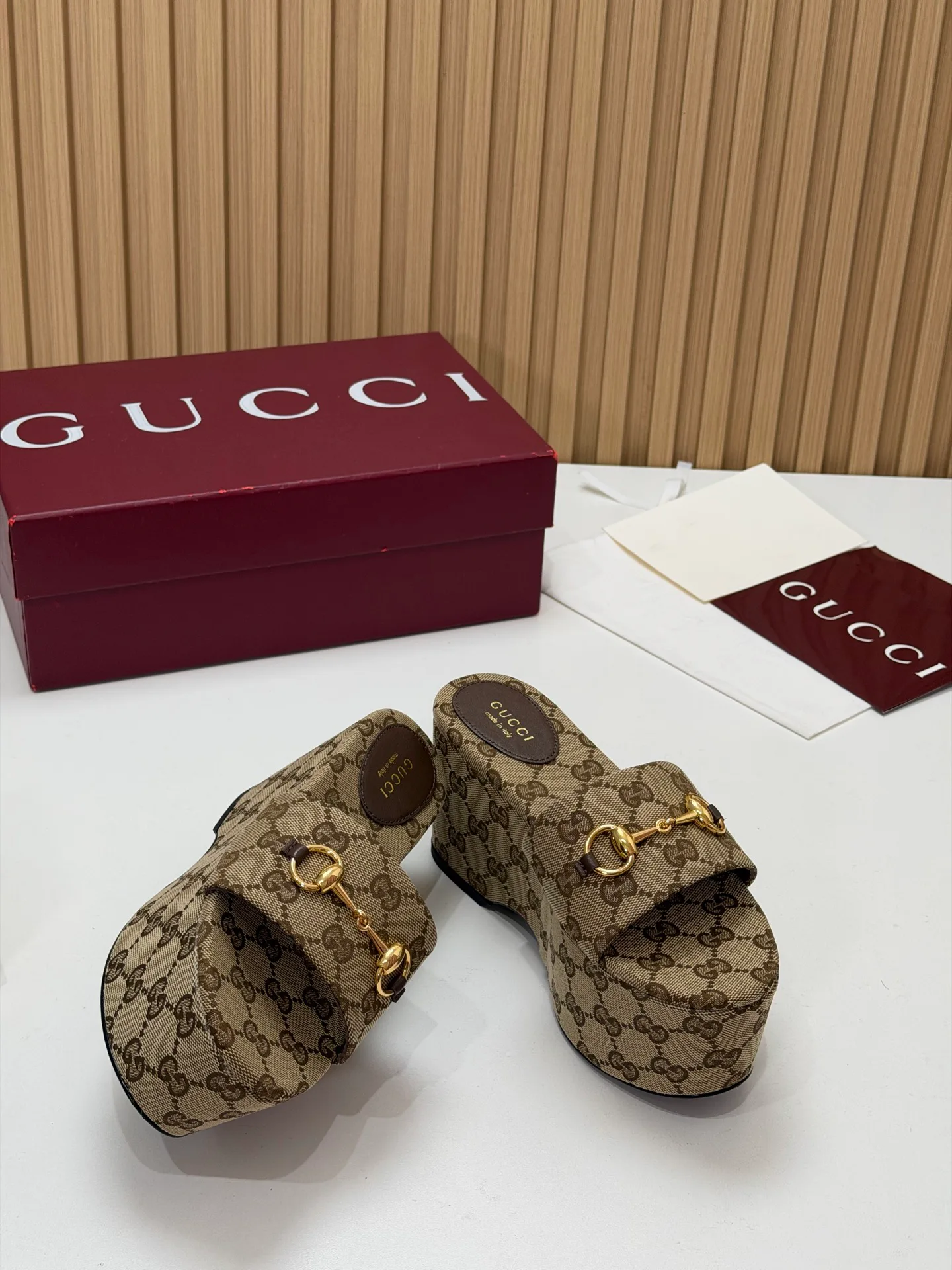 Босоножки Женские Gucci 17631673