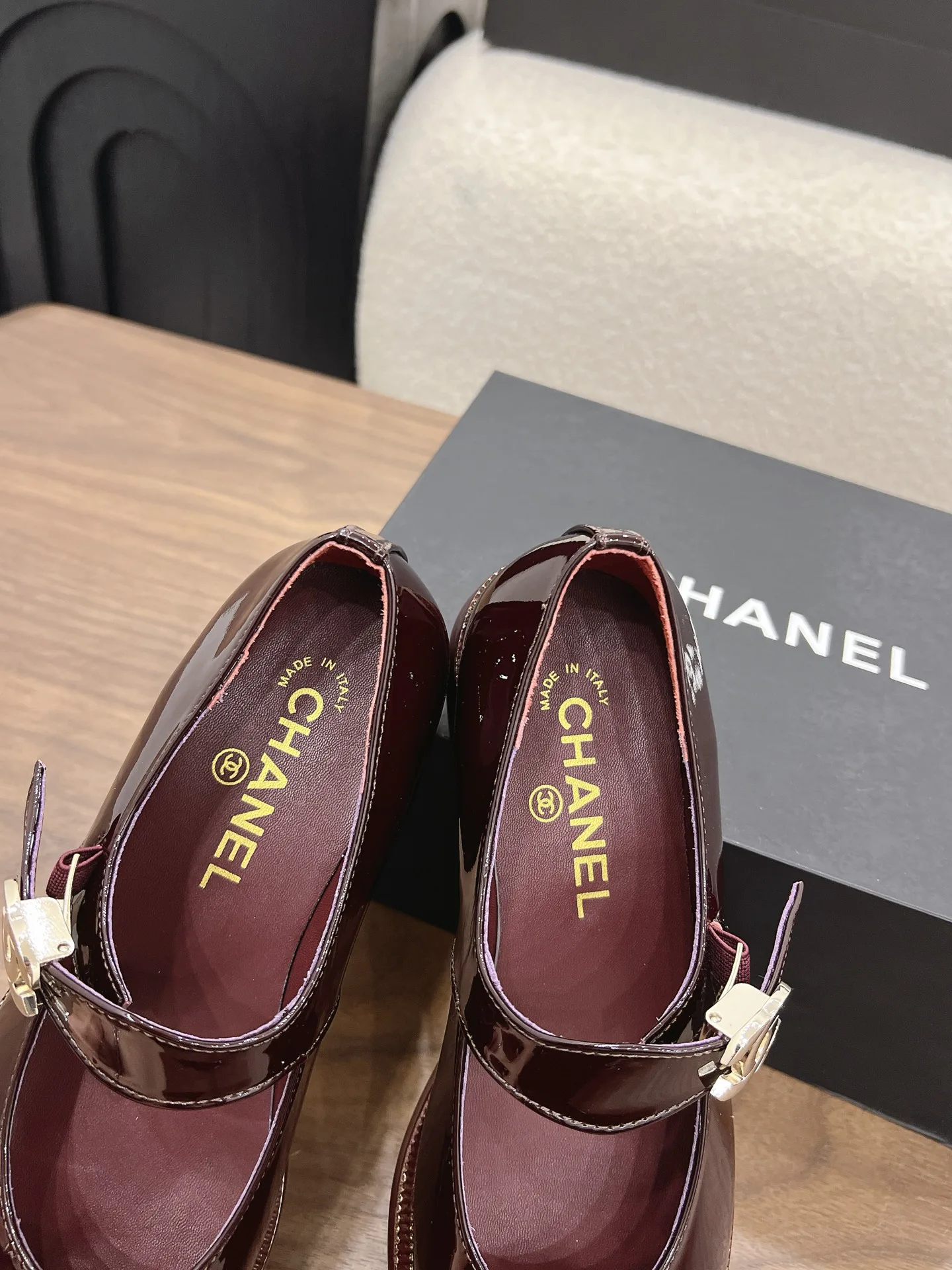 Туфли Женские Chanel 17342628