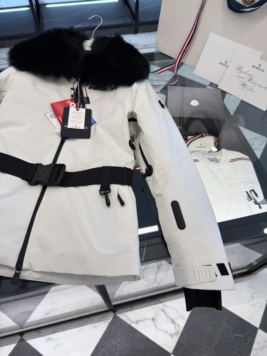 Куртки И Пуховики Женские Moncler 1859256
