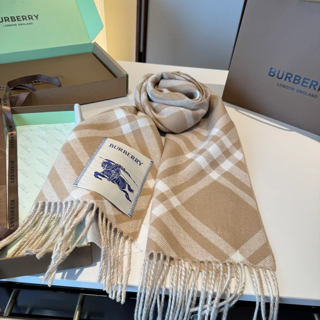 Шарфы Burberry 124005