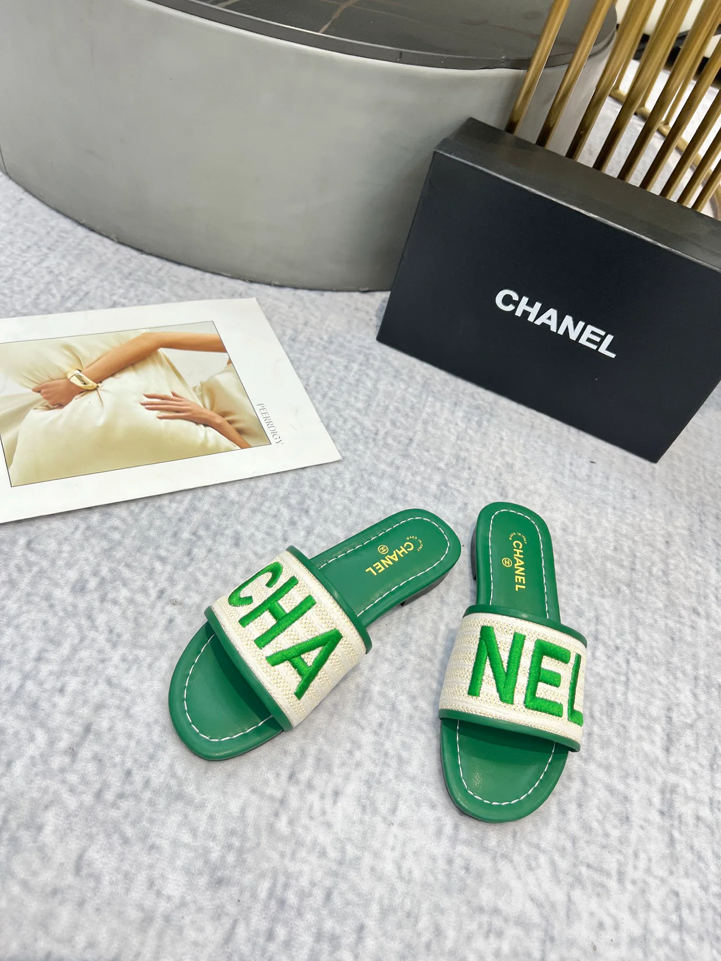 Шлепанцы Женские Chanel 23429