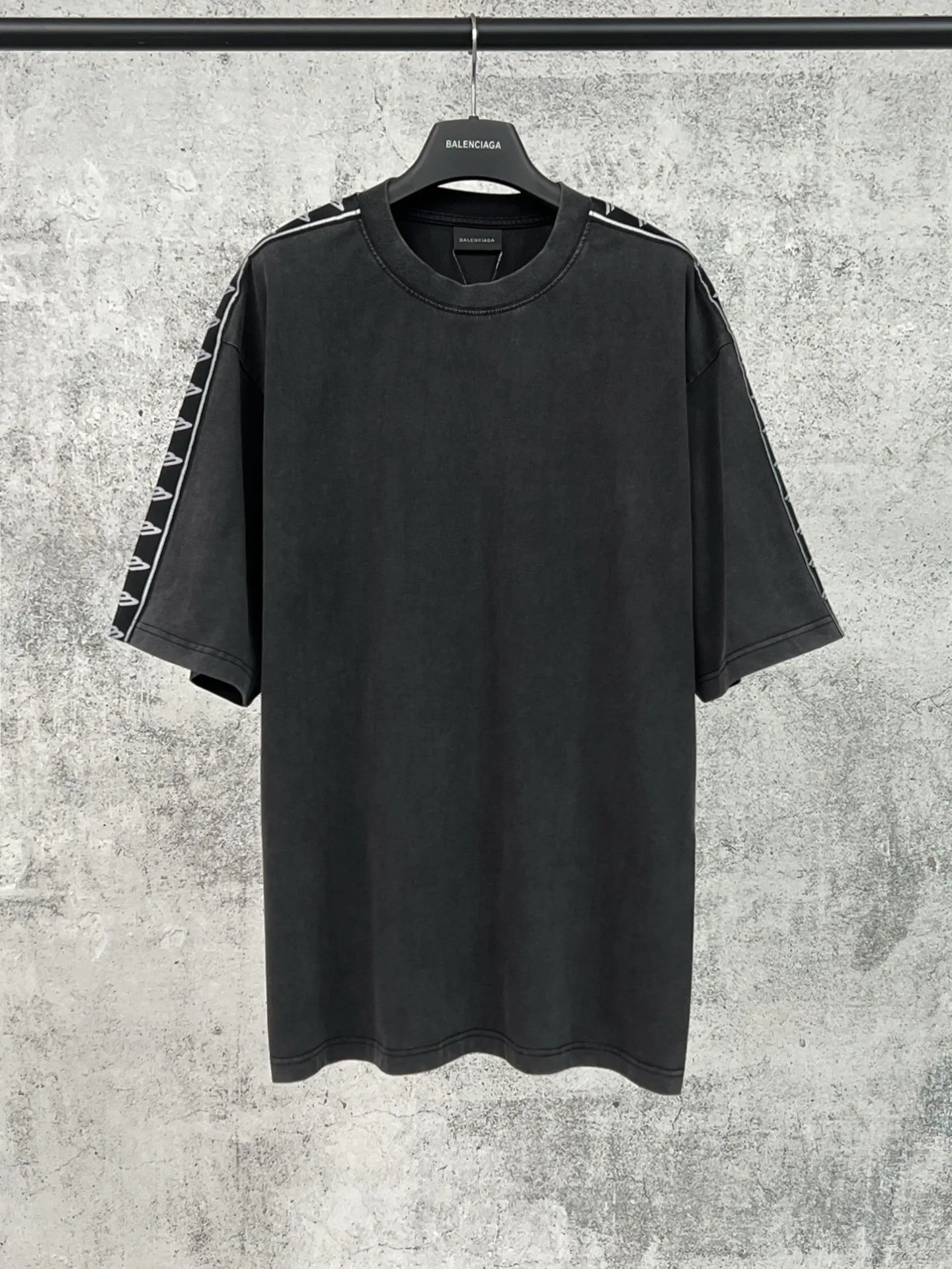 Футболки Женские Balenciaga 9465312