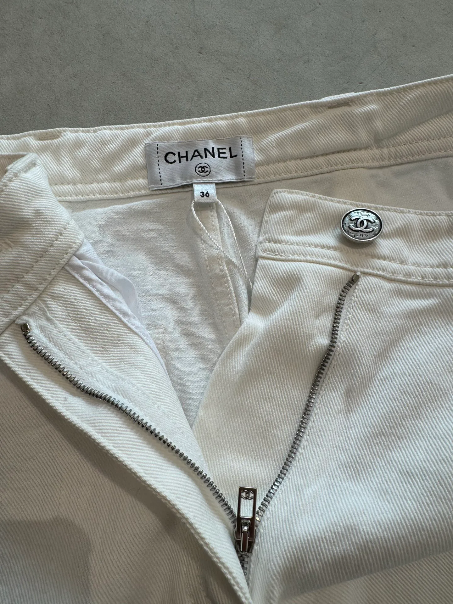 Шорты Женские Chanel 12344817