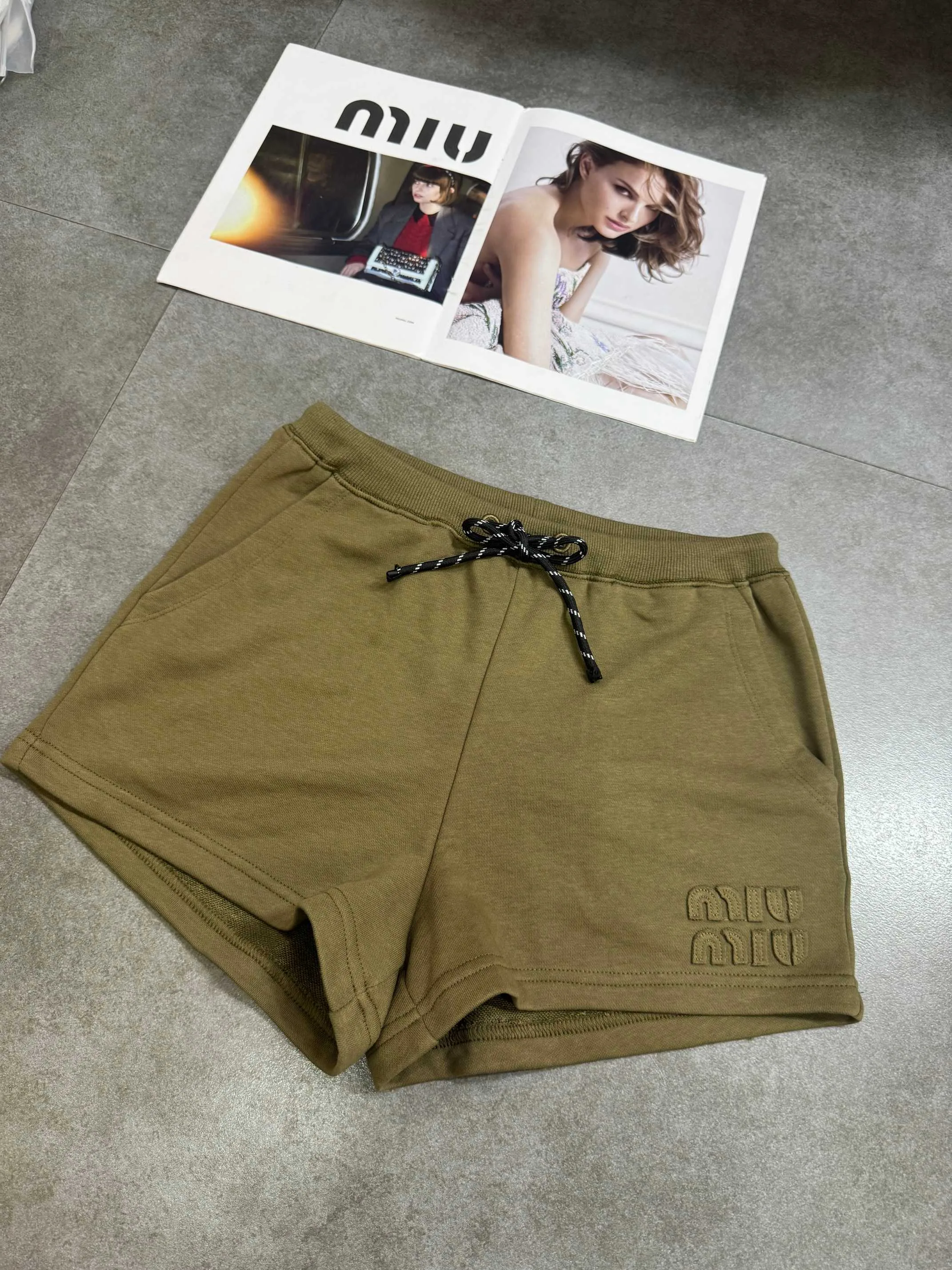 Шорты Женские Miu Miu 13278728