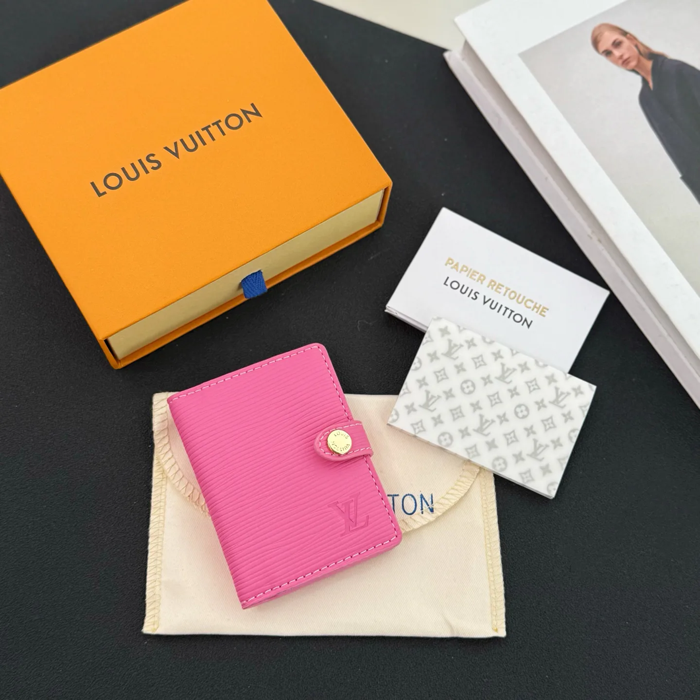 Визитницы Louis Vuitton 553171