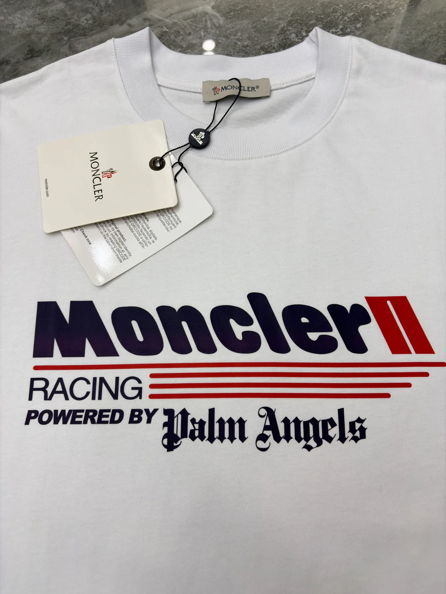 Футболки Женские Moncler 11424368