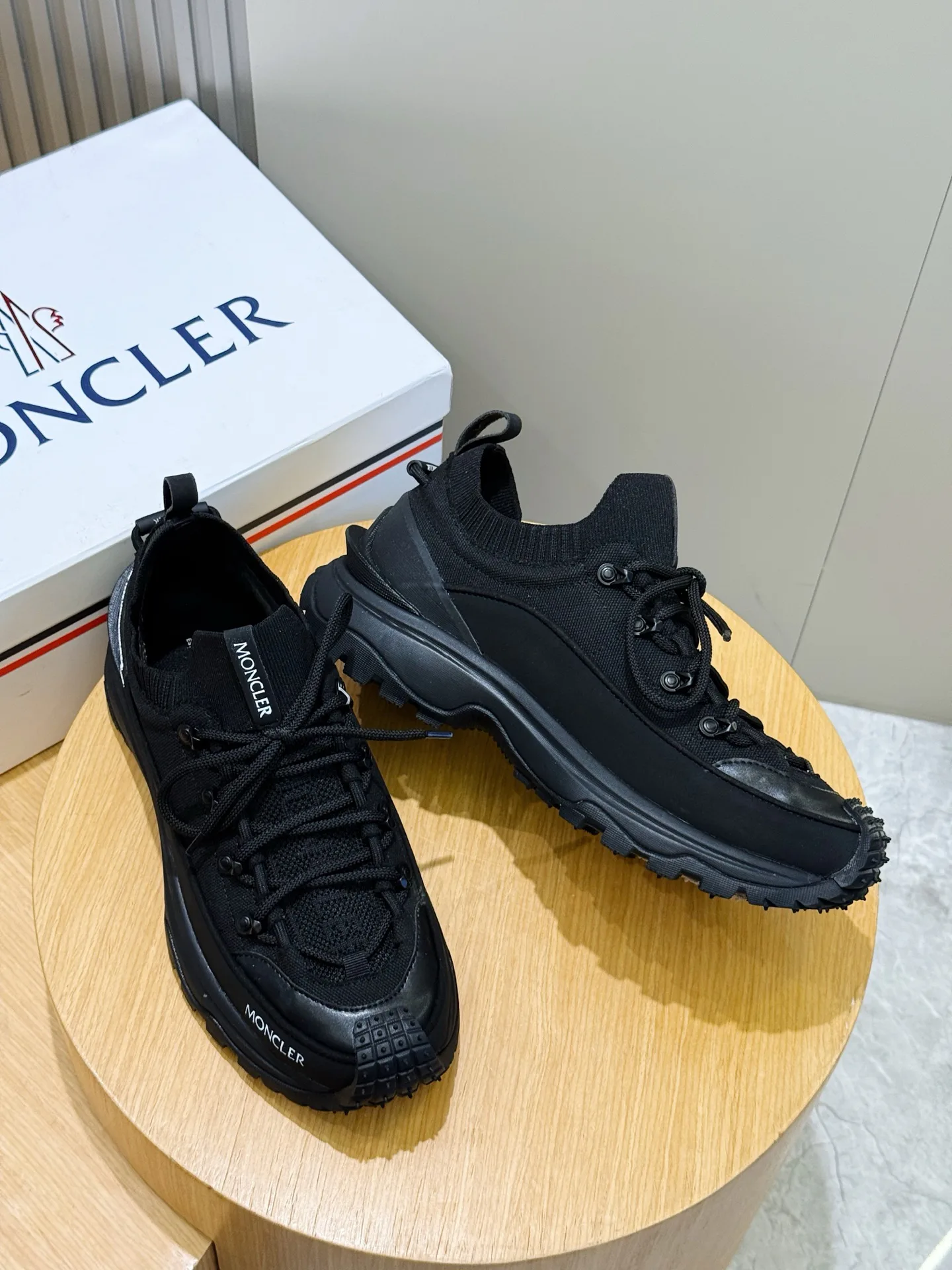 Кроссовки Мужские Moncler 19678429