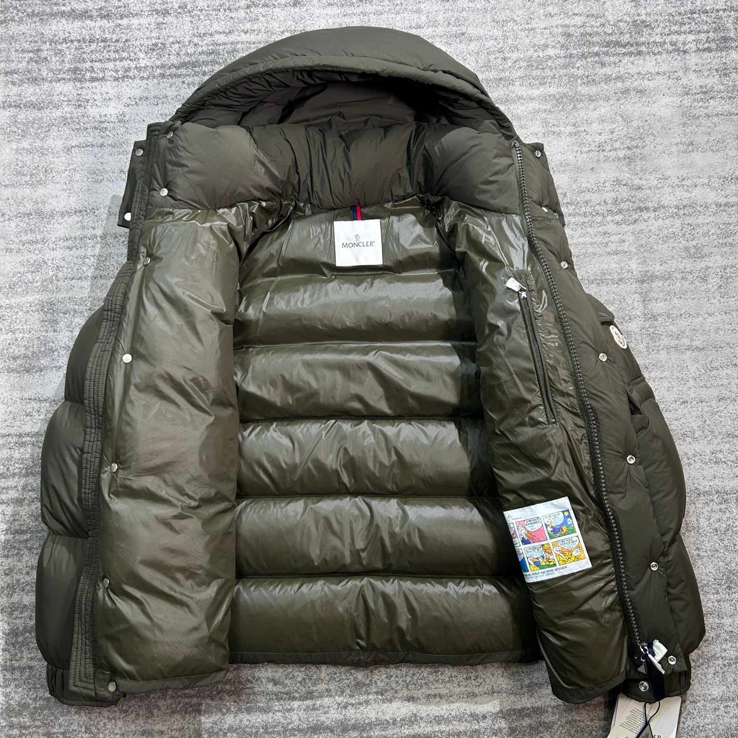 Куртки И Пуховики Женские Moncler 18927167