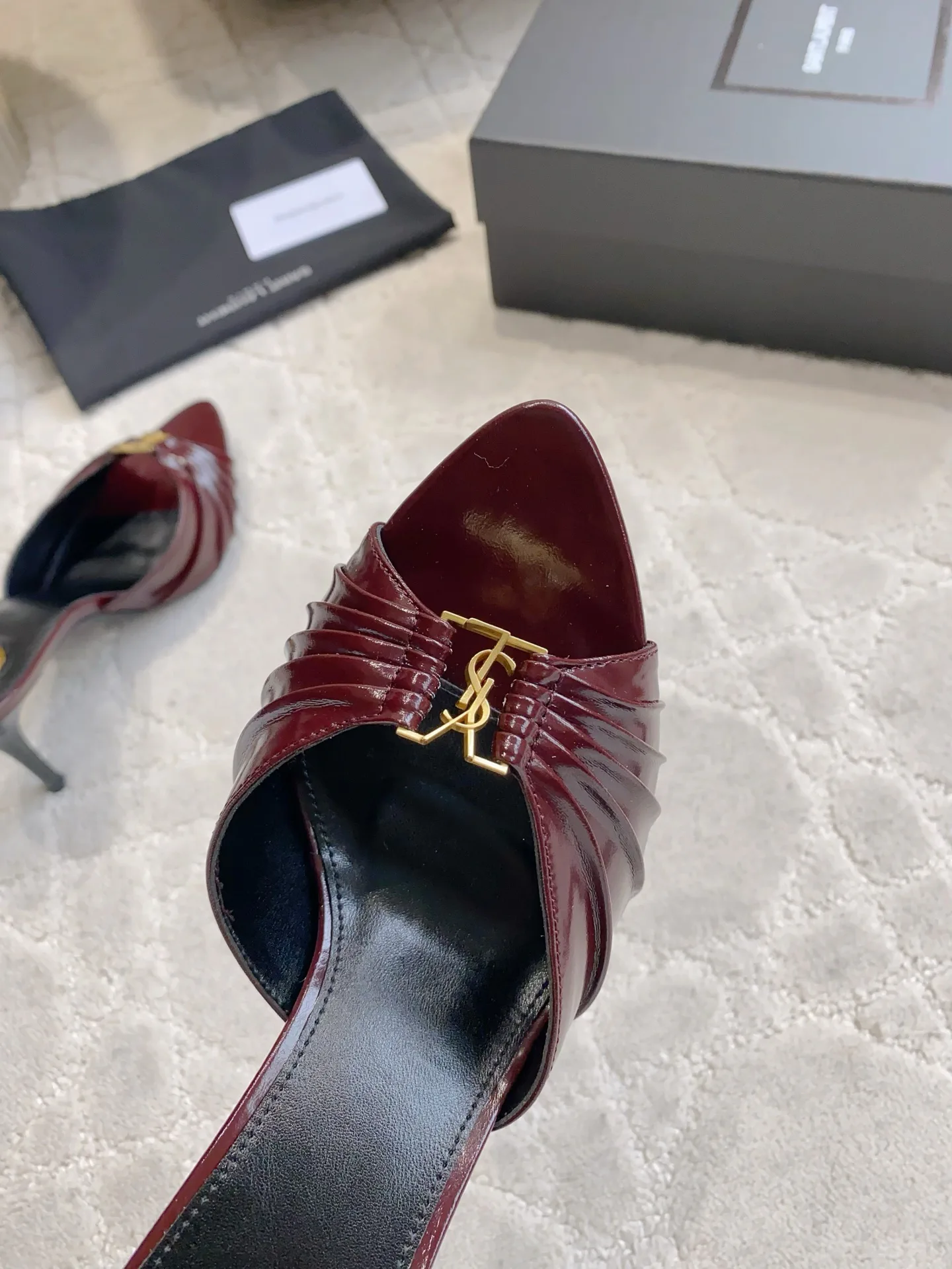 Босоножки Женские Saint Laurent 13332011
