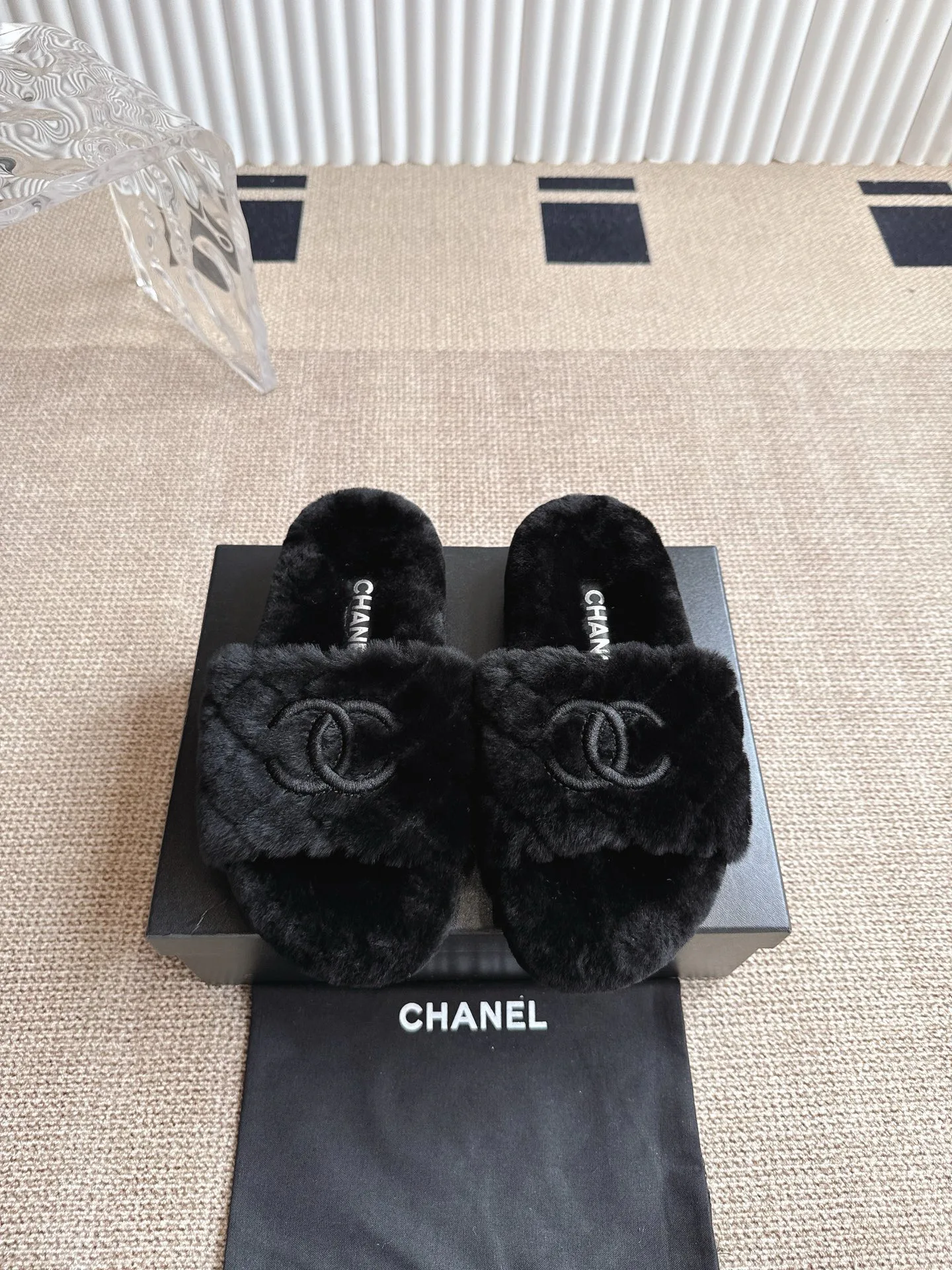 Тапочки Женские Chanel 18324635