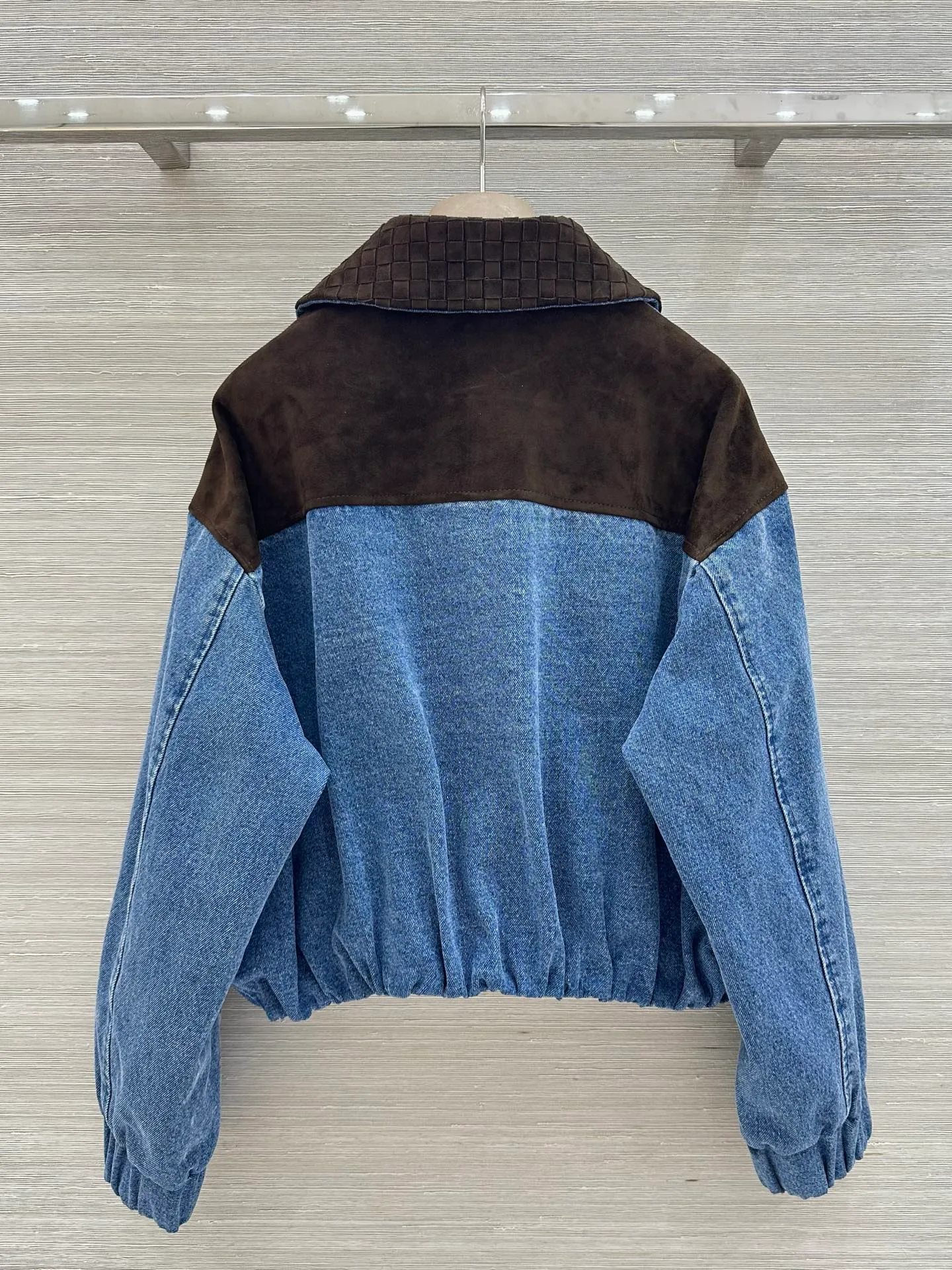 Куртки И Пуховики Женские Bottega Veneta 17413781